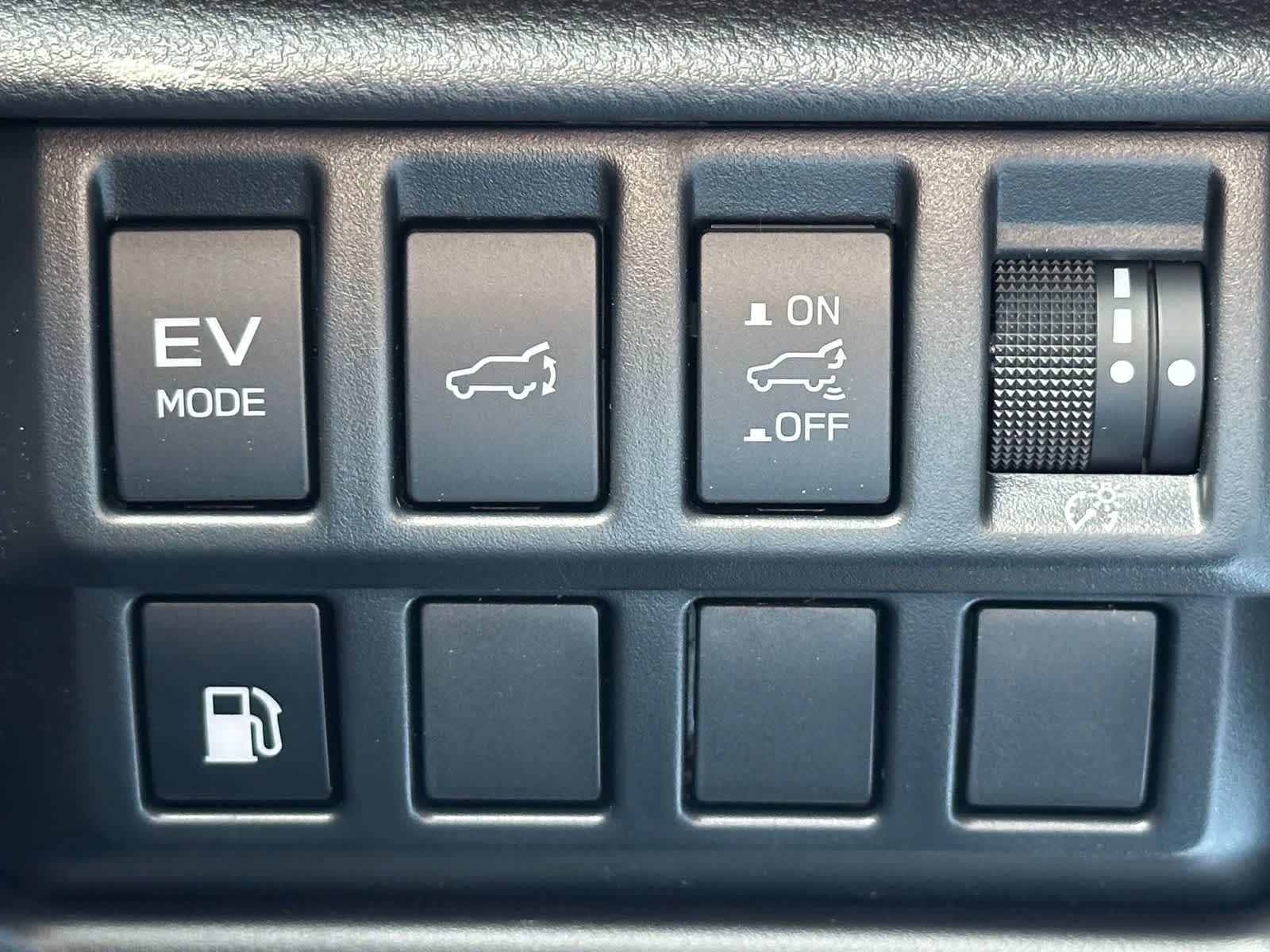 Thumbnail: 2026 Subaru Forester - 25