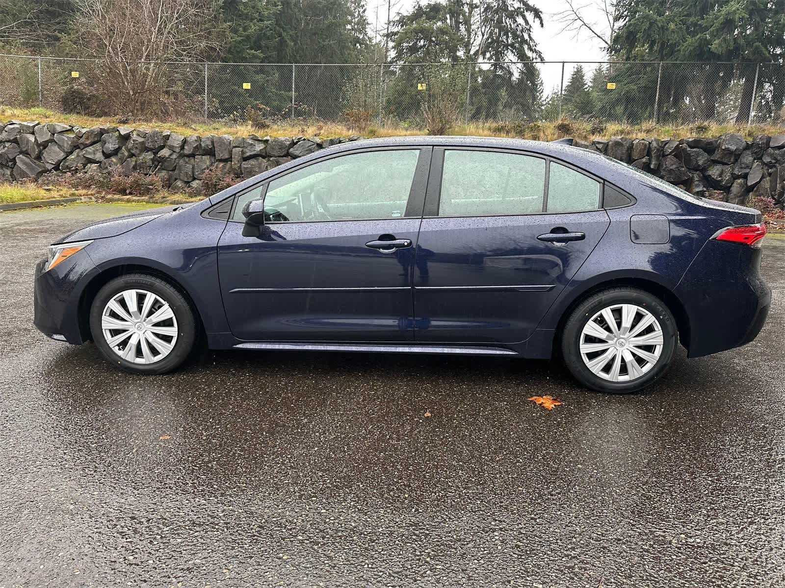 Thumbnail: 2021 Toyota Corolla - 3