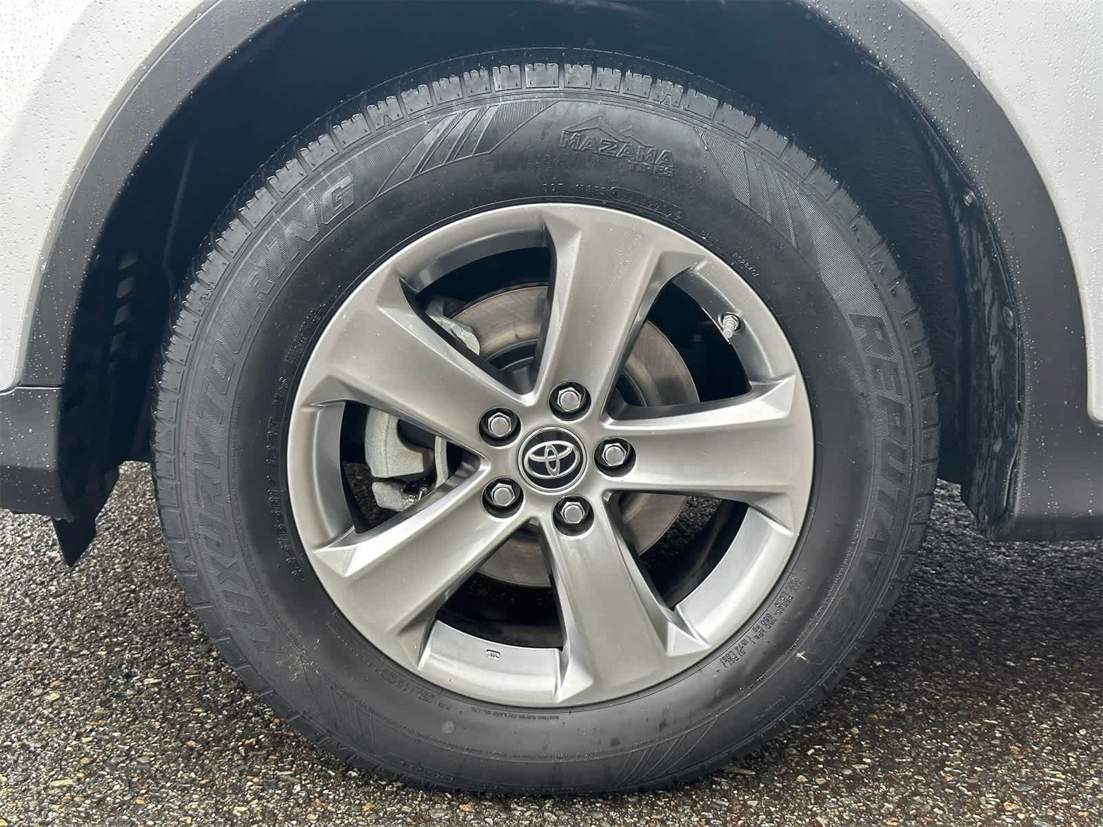 Thumbnail: 2015 Toyota RAV4 - 8