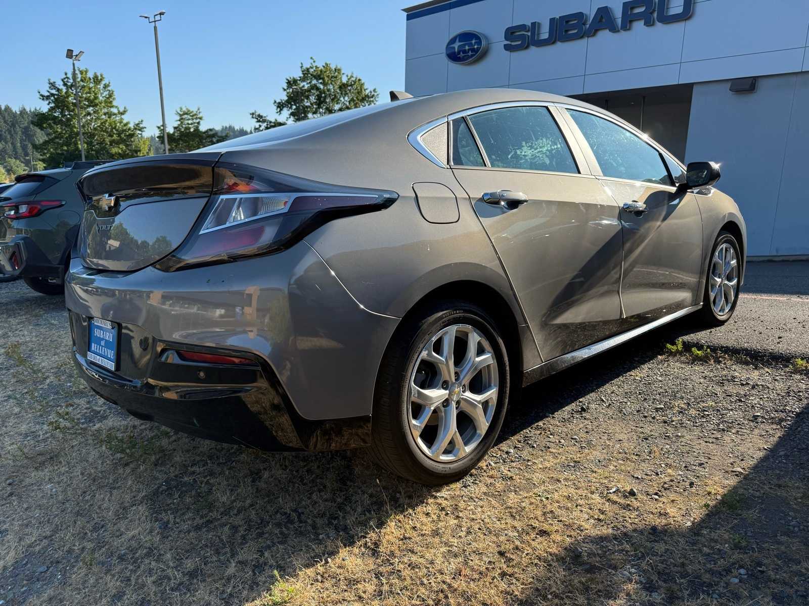 Thumbnail: 2017 Chevrolet Volt - 3