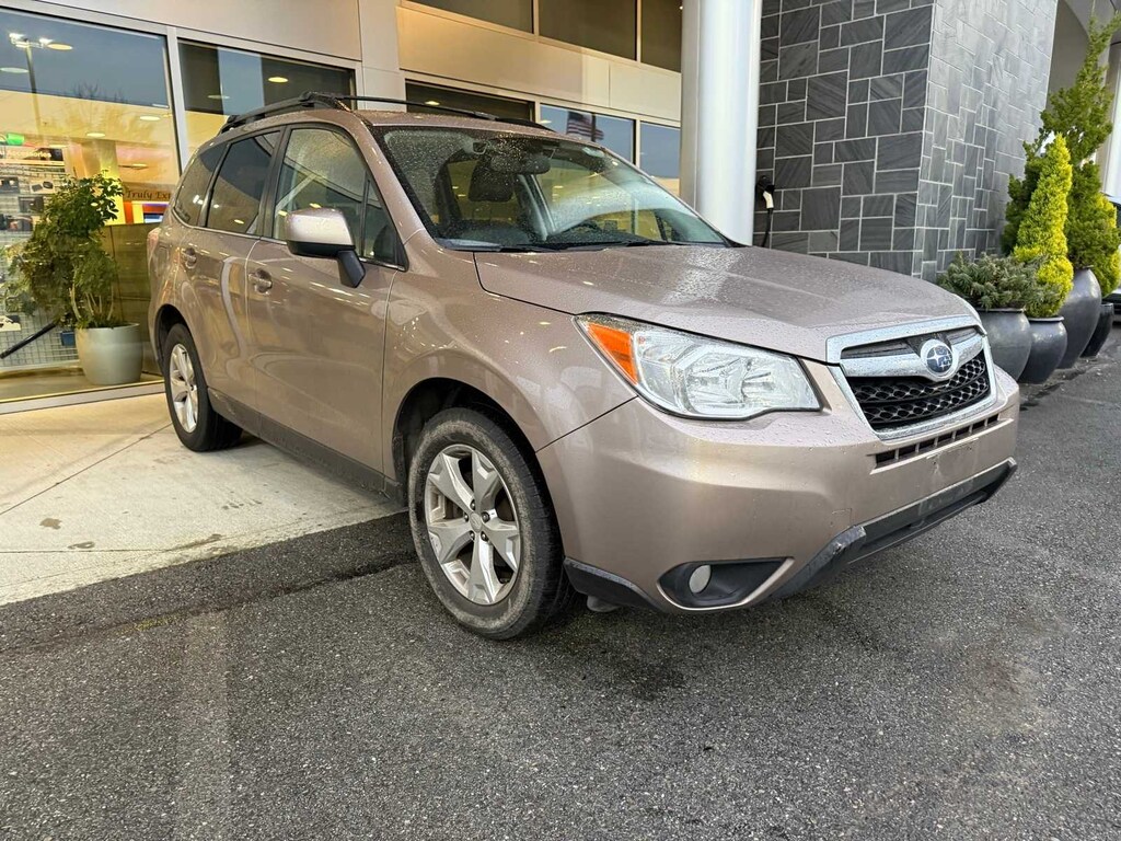 Used 2015 Subaru Forester 2.5i Limited (CVT) SUV
