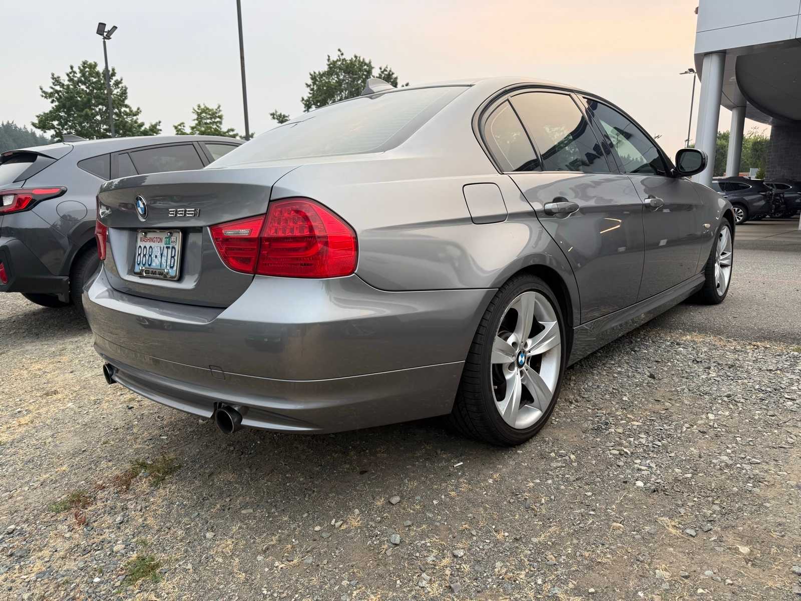 Thumbnail: 2009 BMW 3 Series - 3