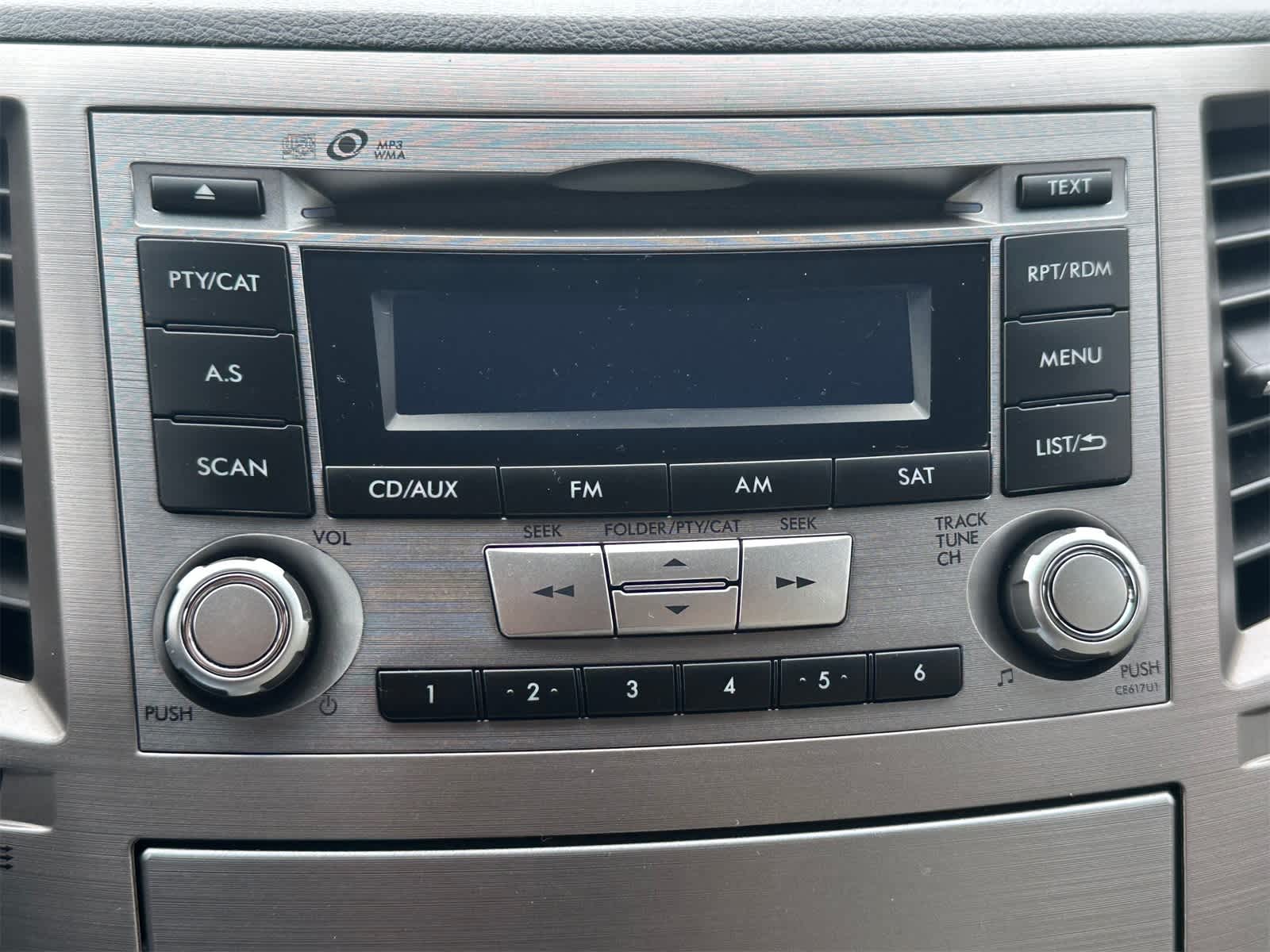 Thumbnail: 2012 Subaru Outback - 17