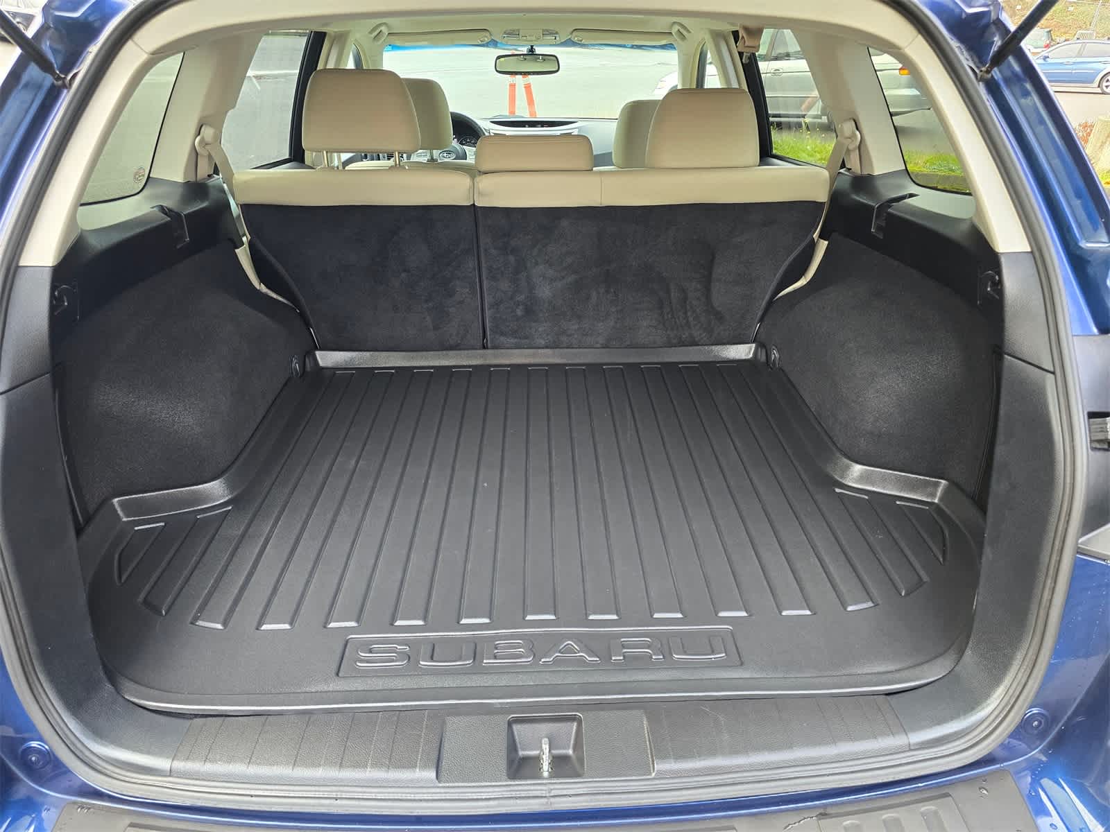 Thumbnail: 2011 Subaru Outback - 30