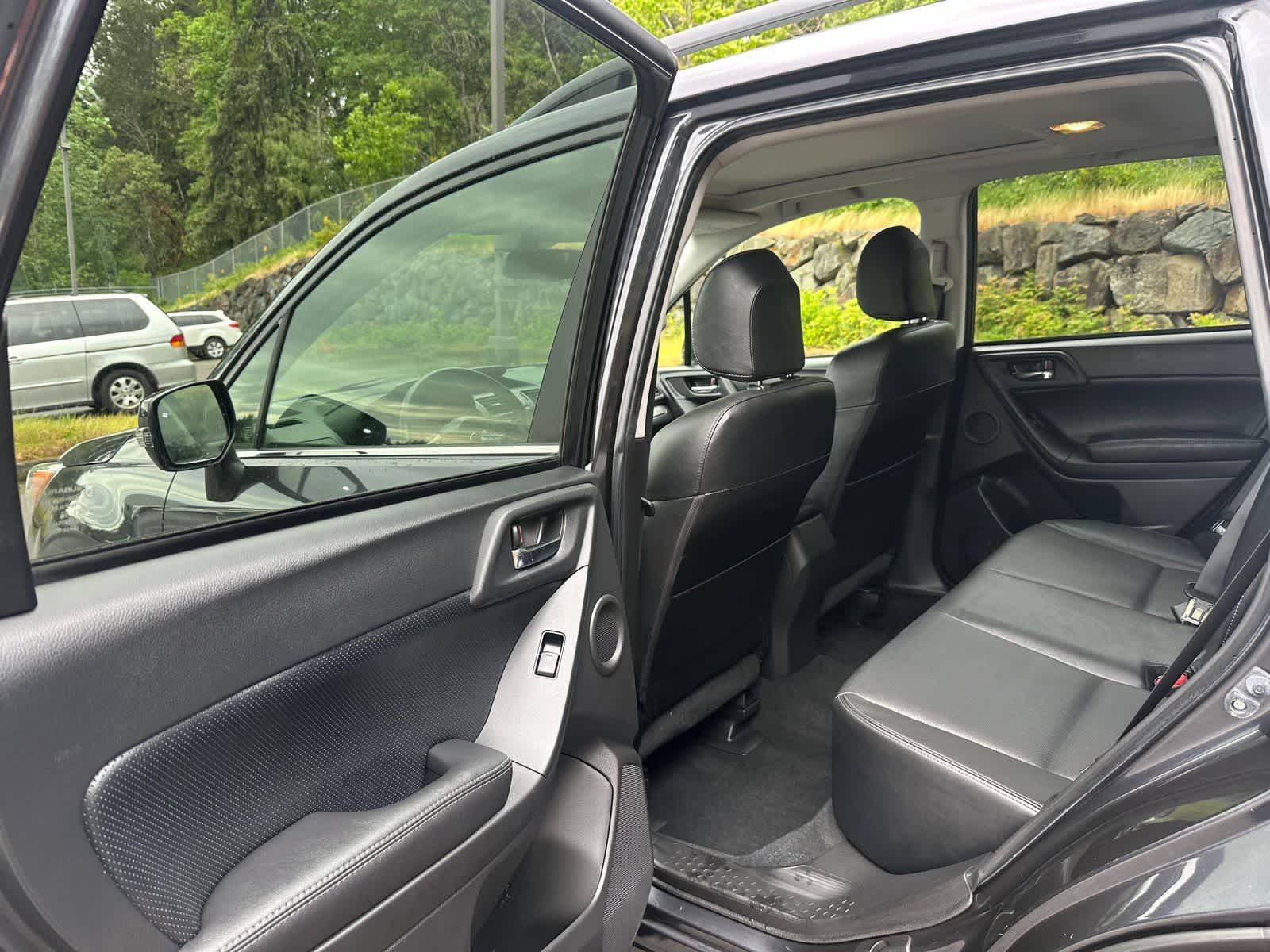 Thumbnail: 2015 Subaru Forester - 12