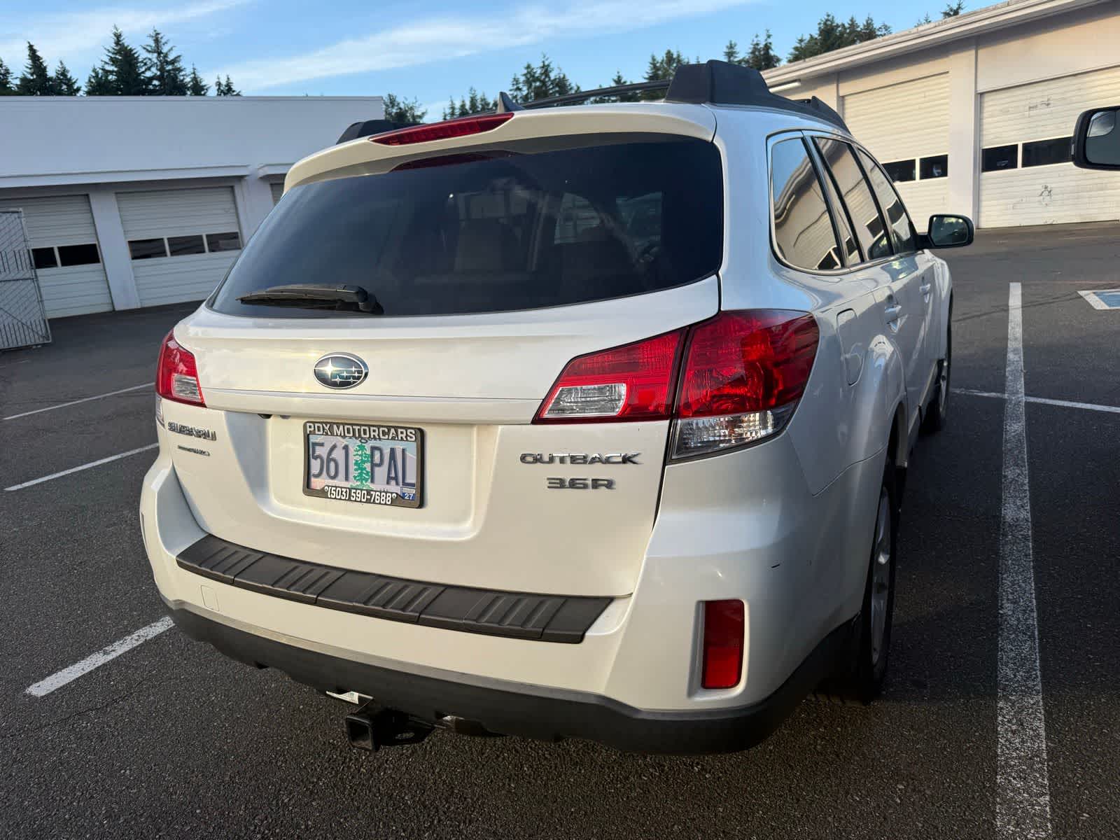 Thumbnail: 2011 Subaru Outback - 3
