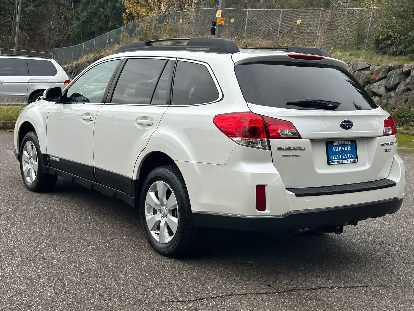 Thumbnail: 2012 Subaru Outback - 3