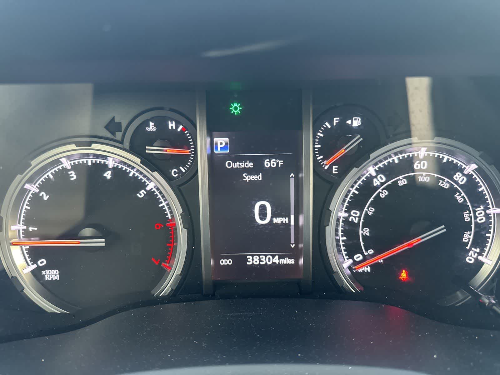 2023 Toyota 4Runner TRD Off-Road Premium 4WD V6's photo