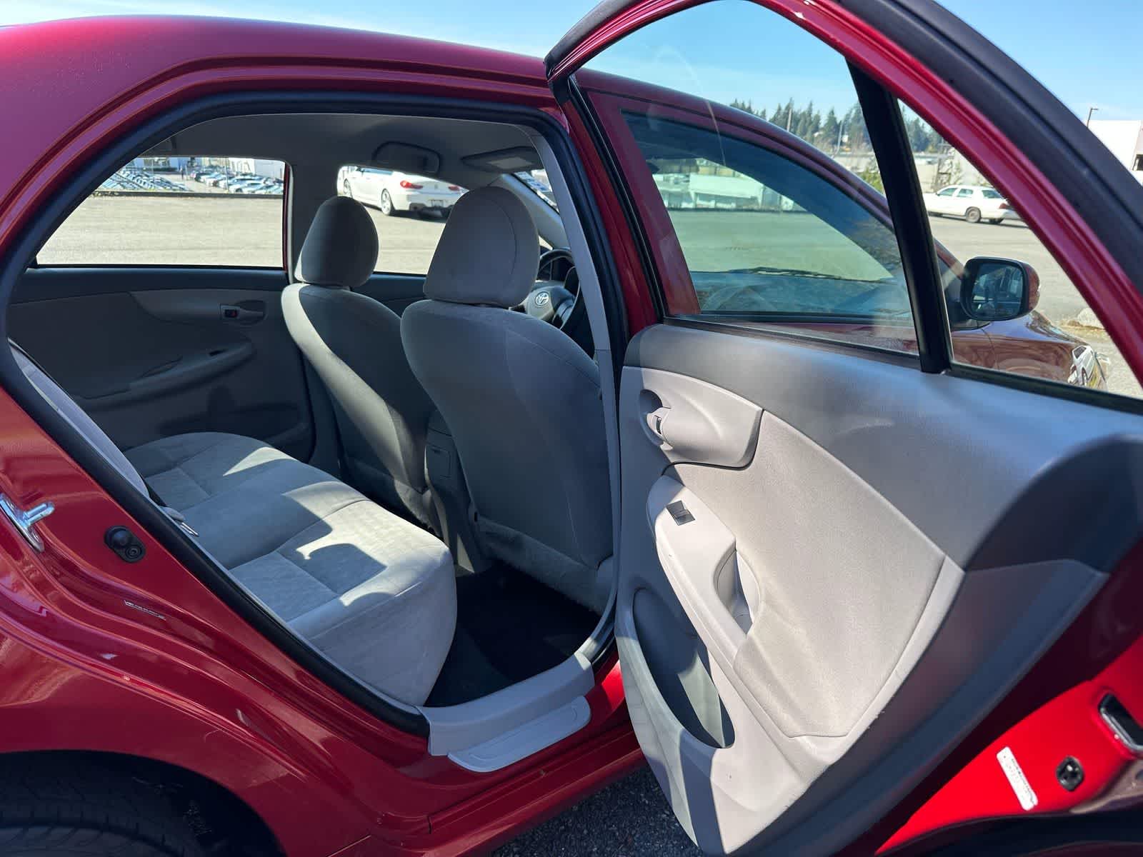 Thumbnail: 2009 Toyota Corolla - 13