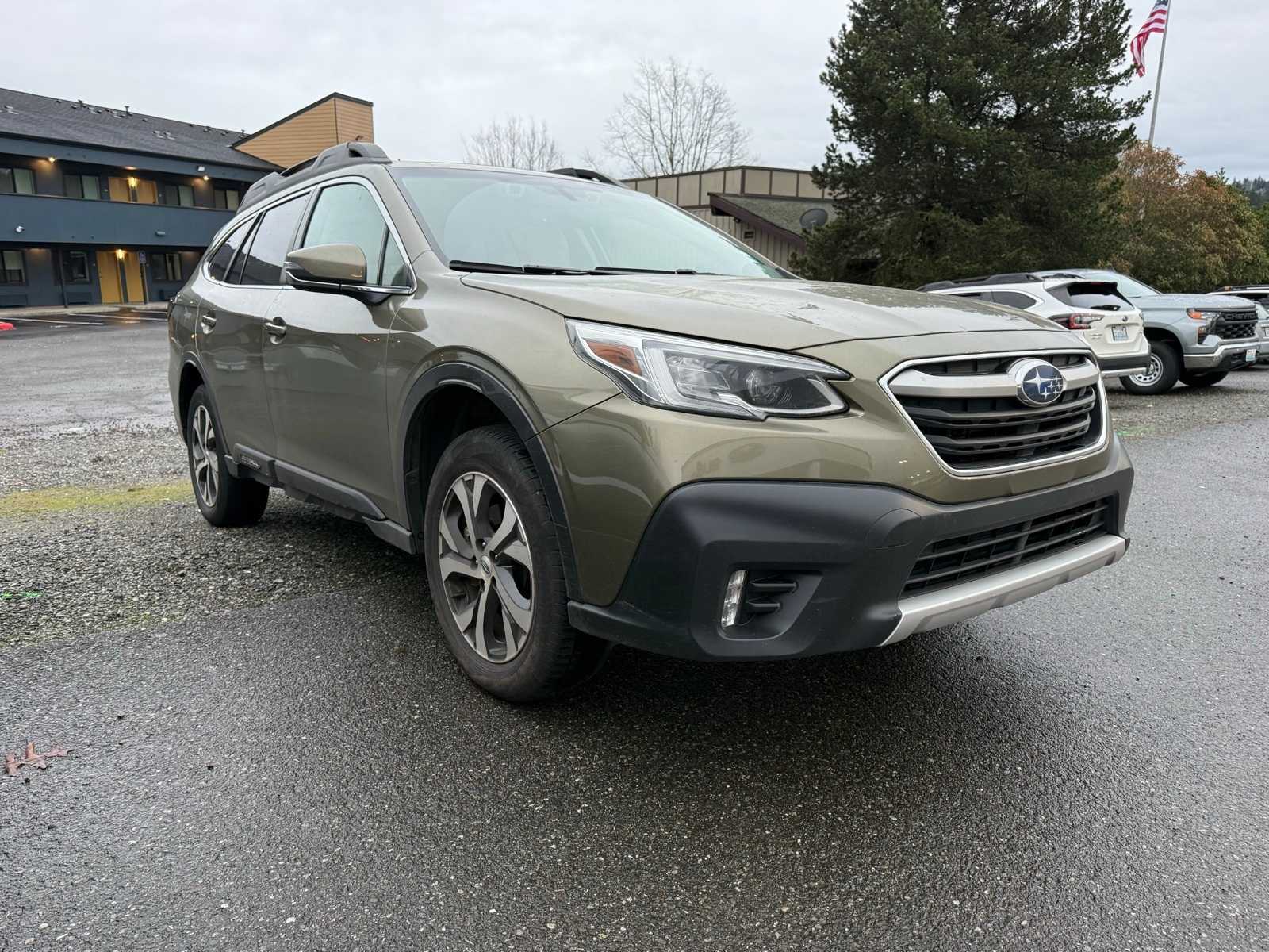 Thumbnail: 2022 Subaru Outback - 4
