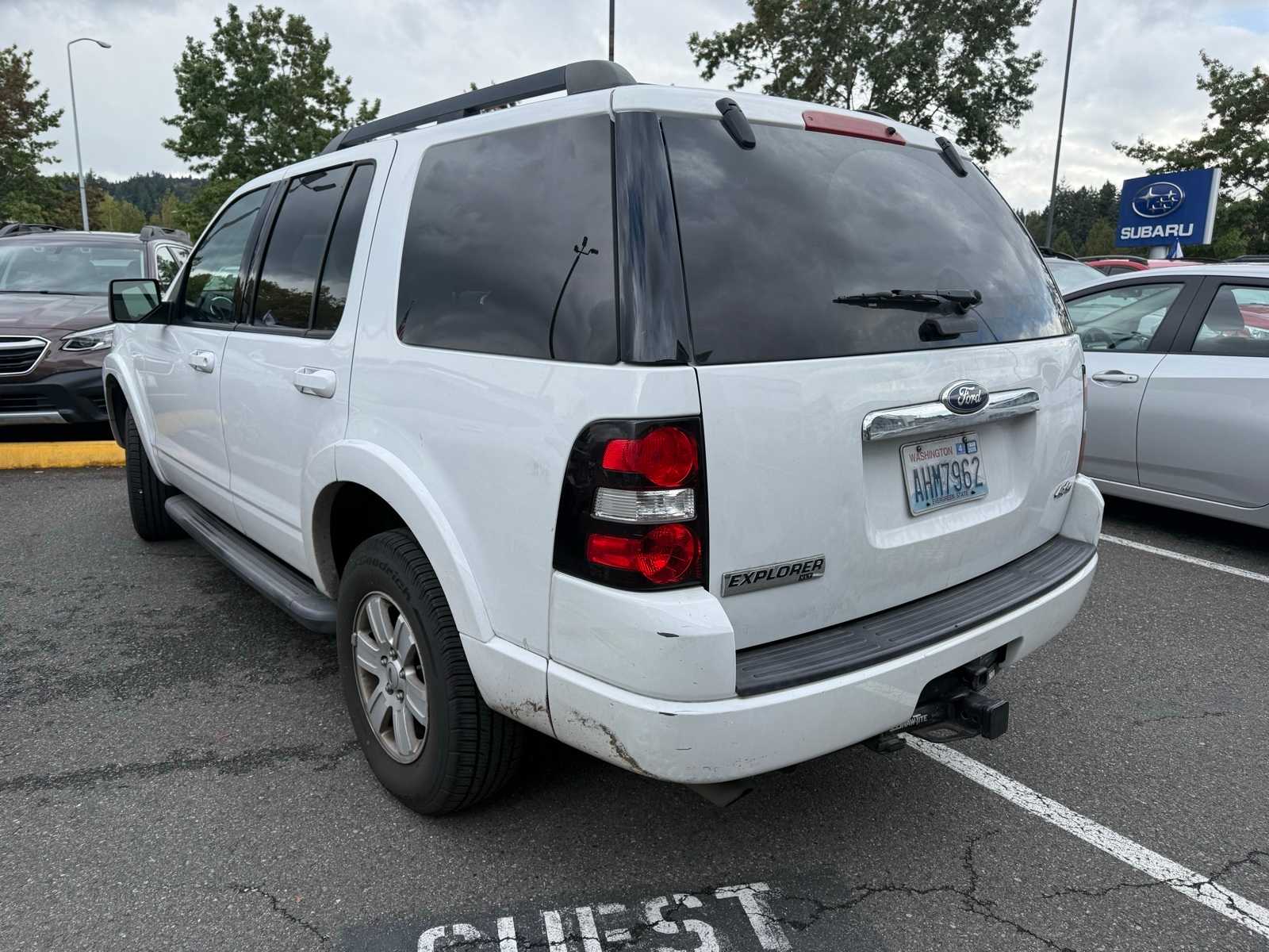 Thumbnail: 2010 Ford Explorer - 2
