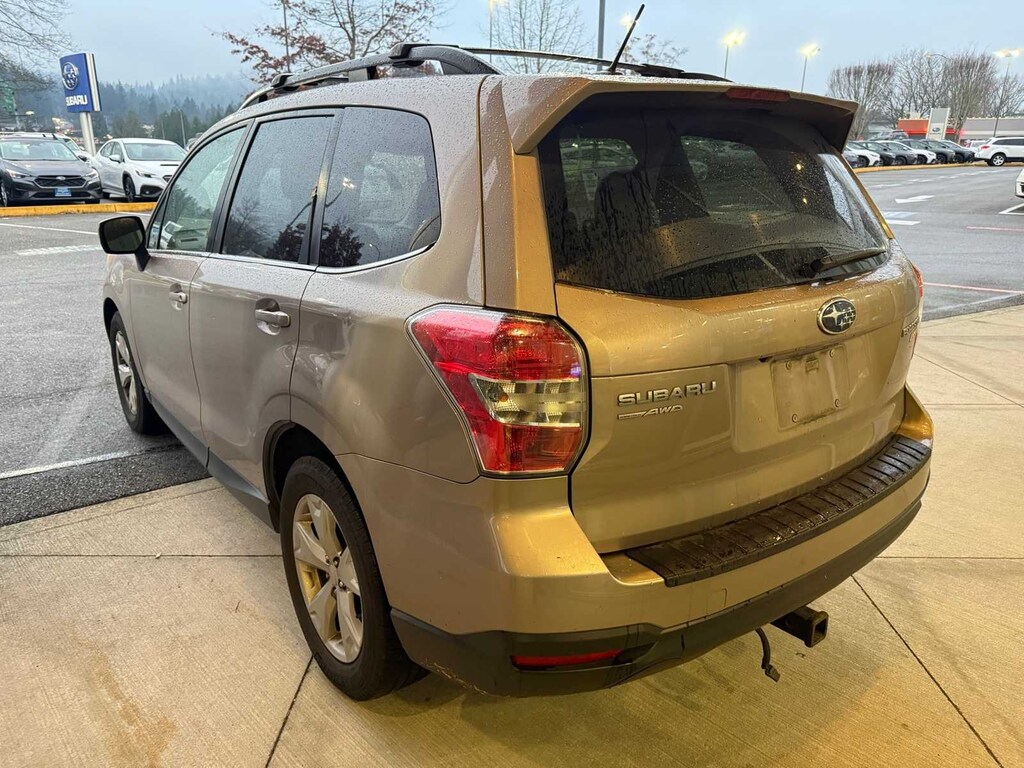 Used 2015 Subaru Forester 2.5i Limited (CVT) SUV