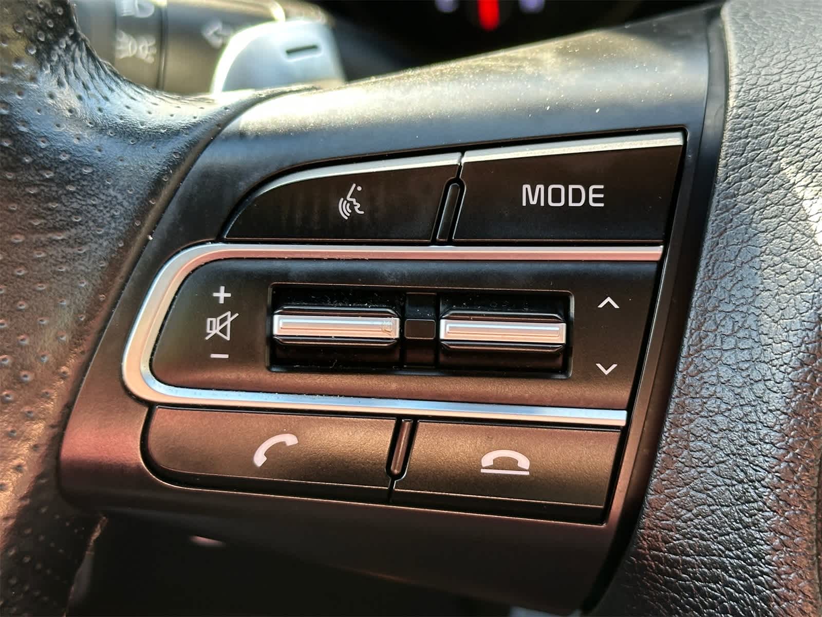 Thumbnail: 2018 Kia Stinger - 22