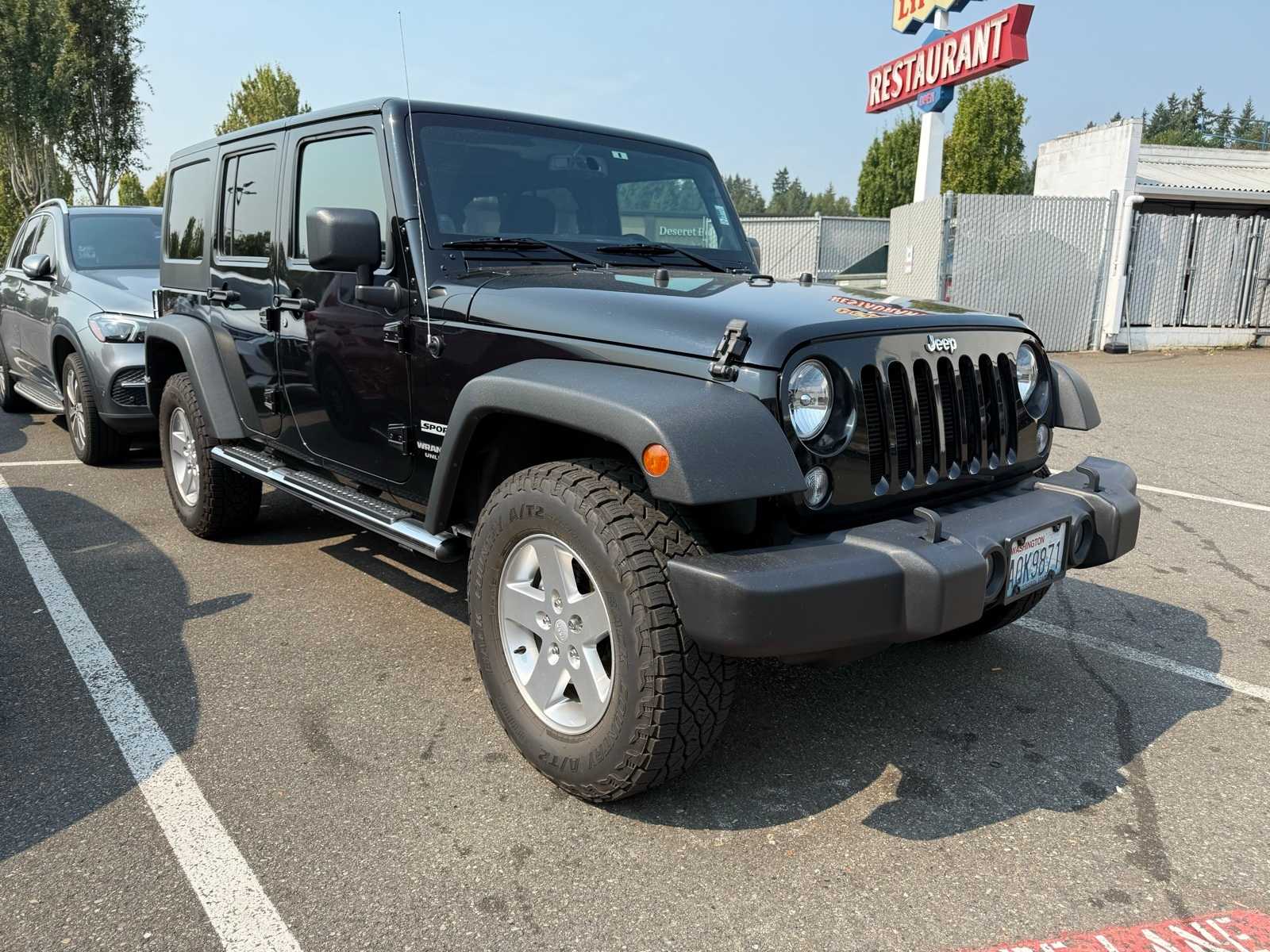 Thumbnail: 2014 Jeep Wrangler - 3