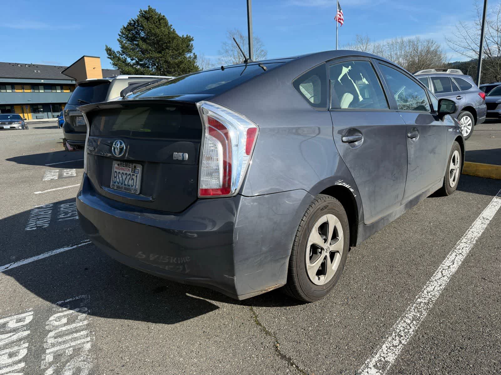 Thumbnail: 2014 Toyota Prius - 3