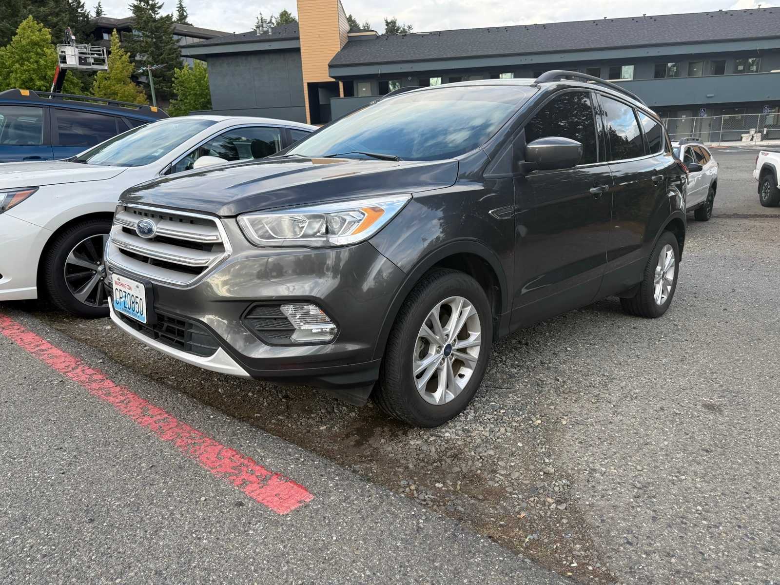 Thumbnail: 2019 Ford Escape - 1