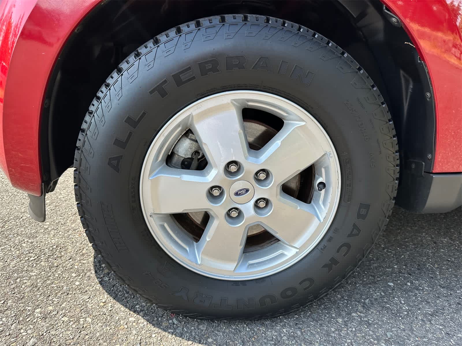 Thumbnail: 2010 Ford Escape - 8
