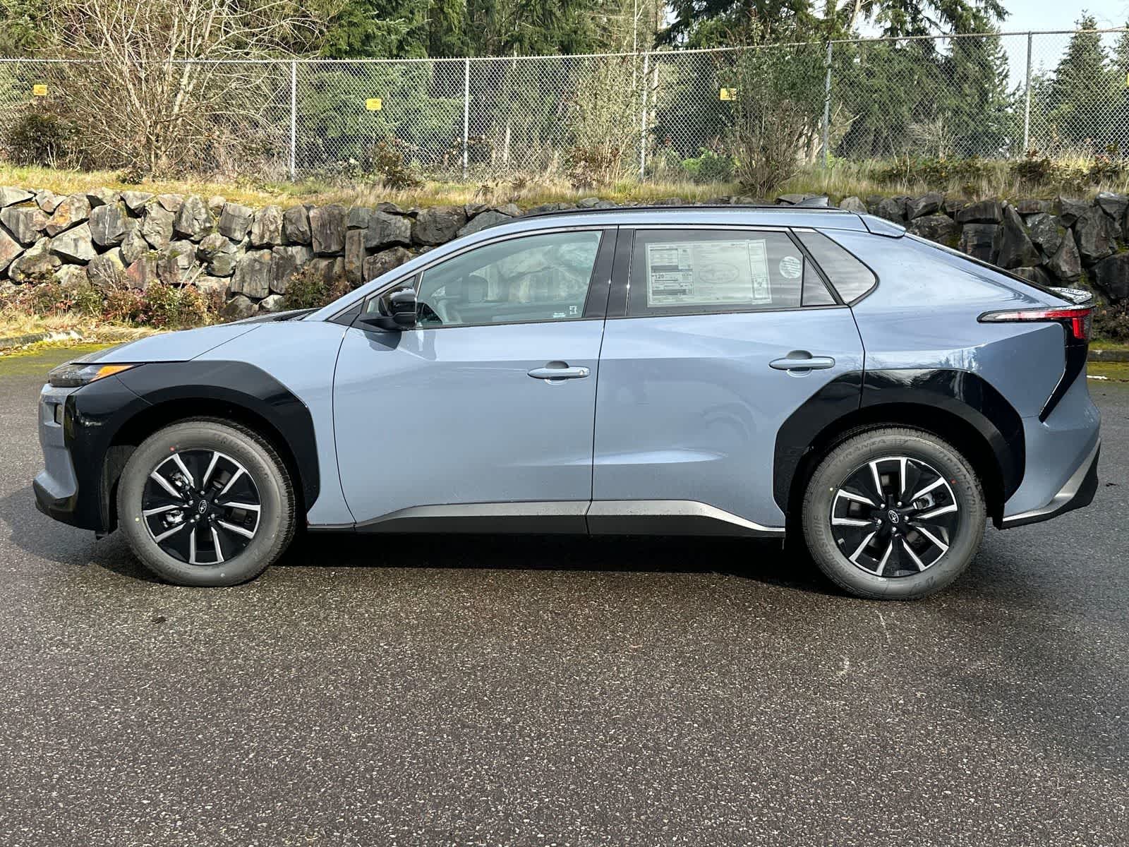 Thumbnail: 2026 Subaru Solterra - 2