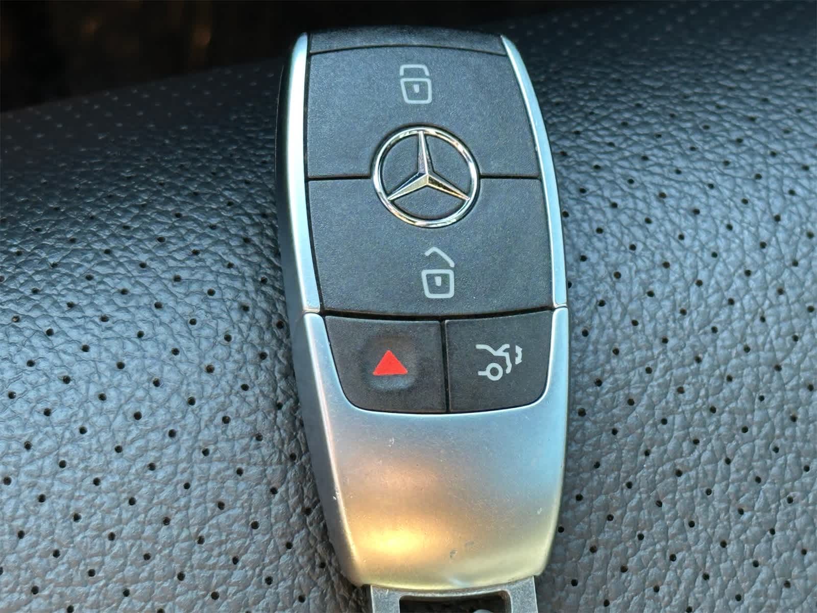 Thumbnail: 2021 Mercedes-Benz GLE - 28