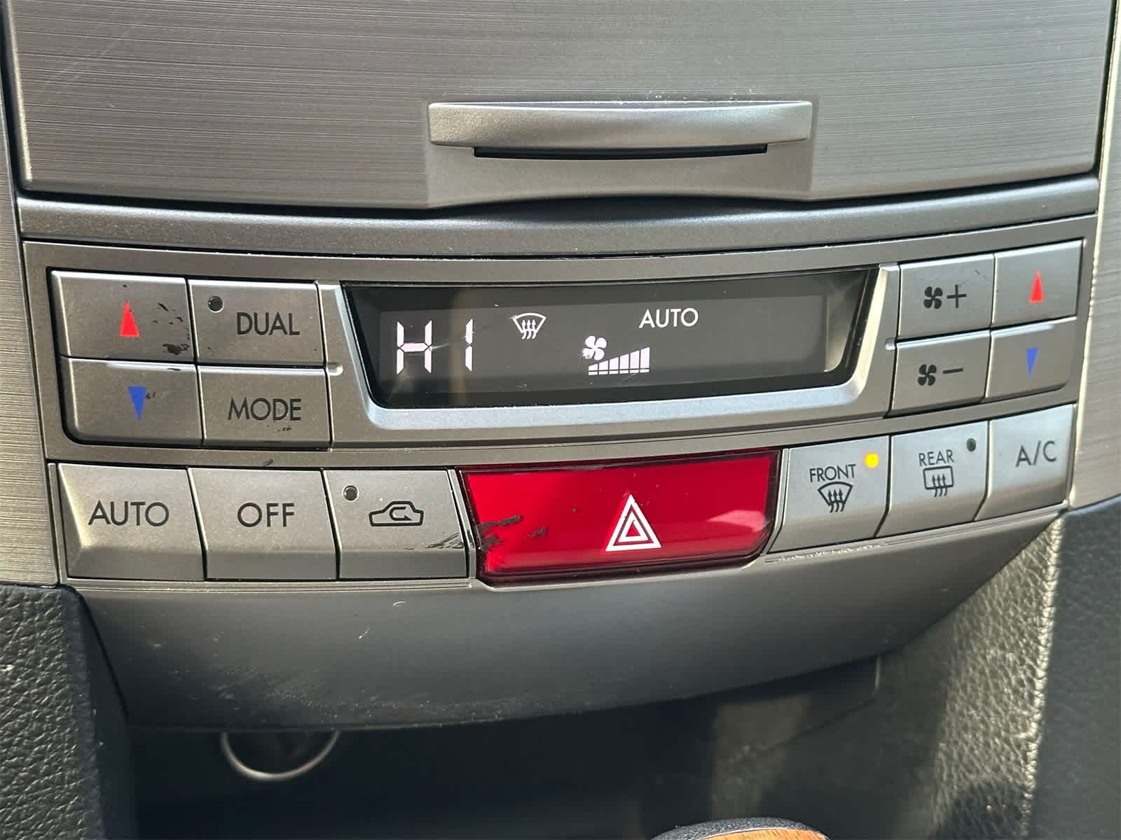 Thumbnail: 2014 Subaru Outback - 19