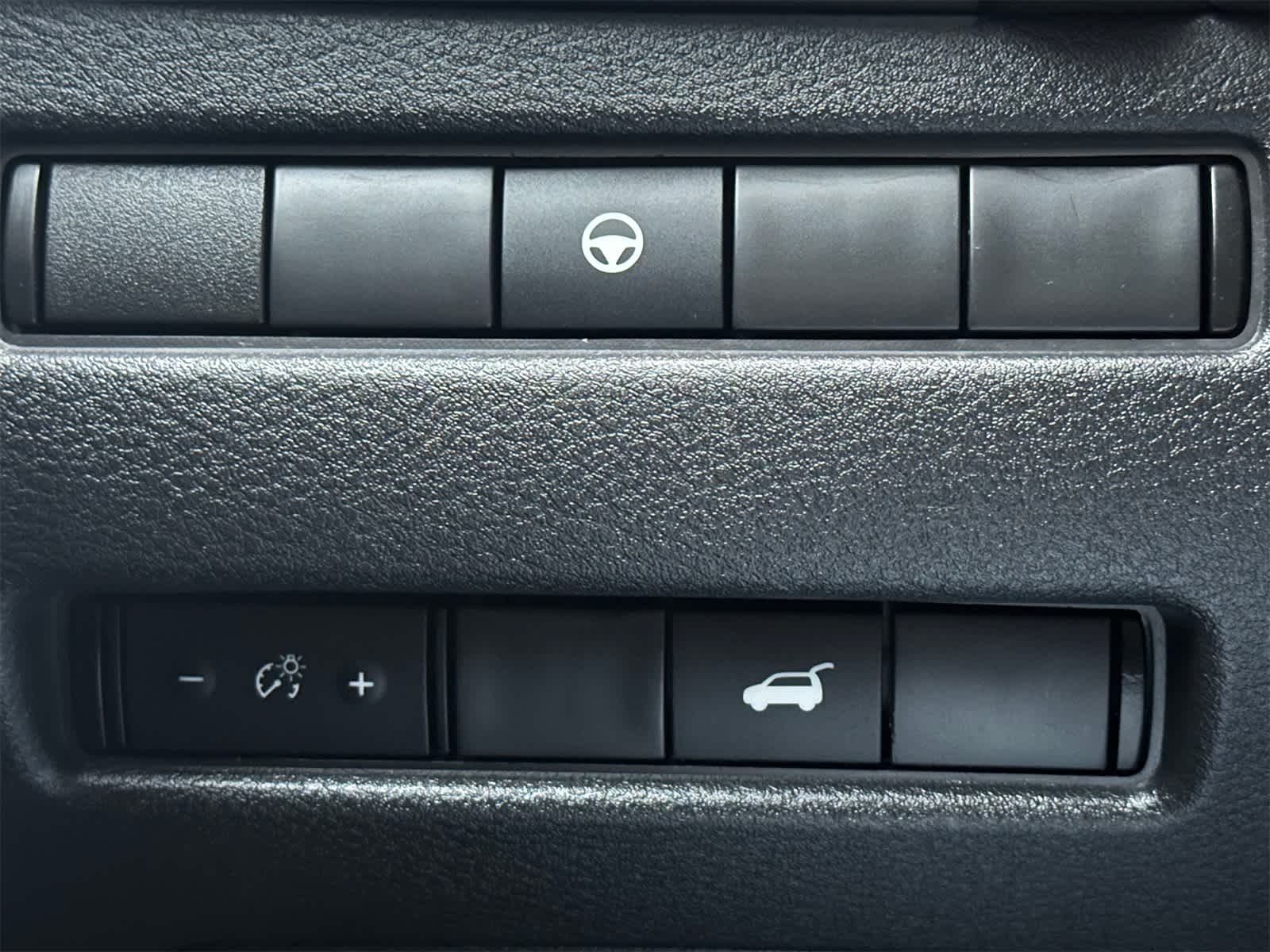 Thumbnail: 2022 Nissan Rogue - 22