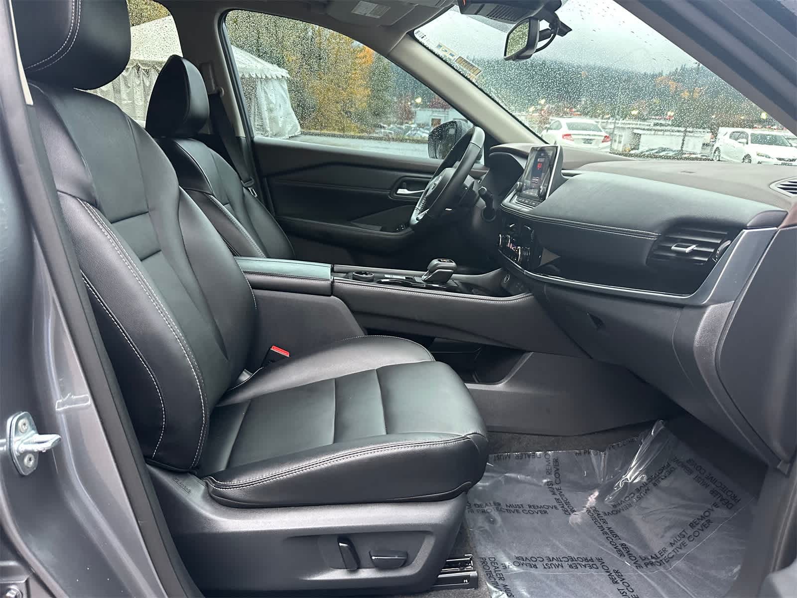 Thumbnail: 2022 Nissan Rogue - 13