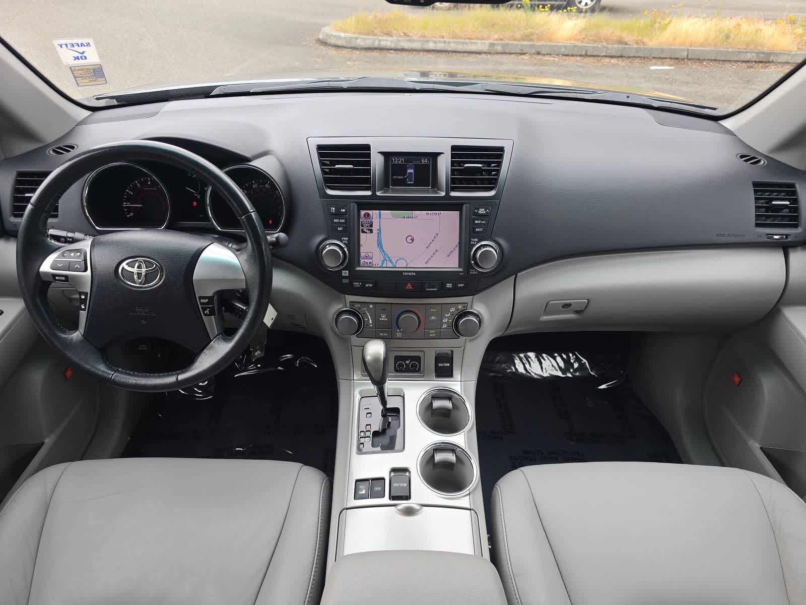2011 Toyota Highlander SE - Photo 9