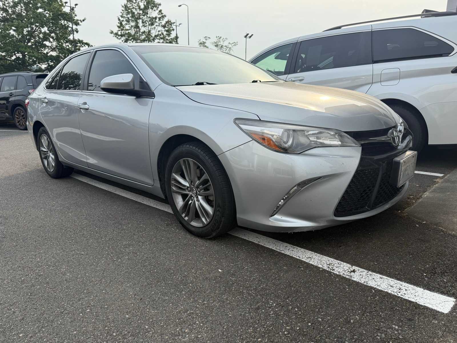 Thumbnail: 2017 Toyota Camry - 4