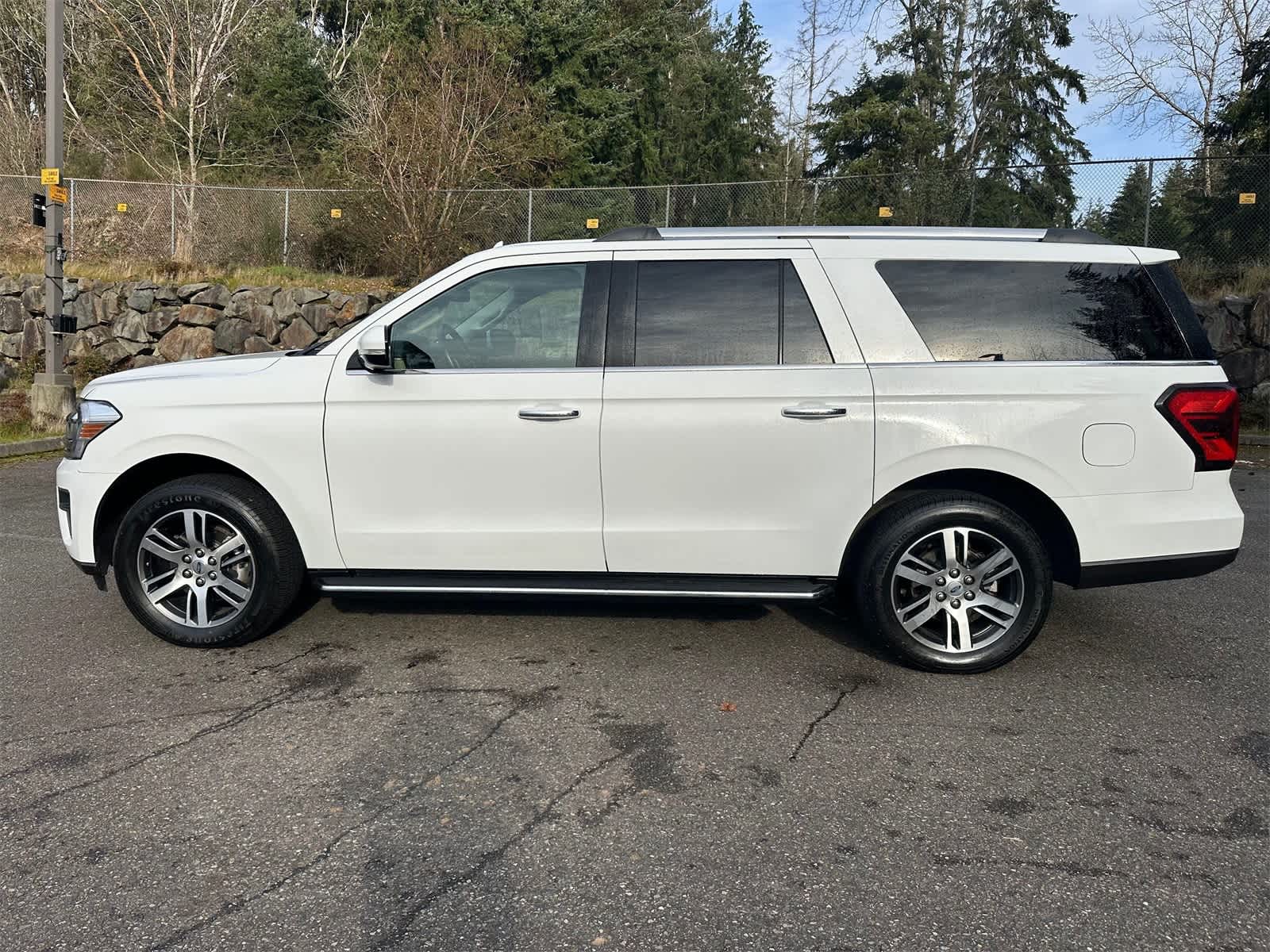 Thumbnail: 2022 Ford Expedition MAX - 2