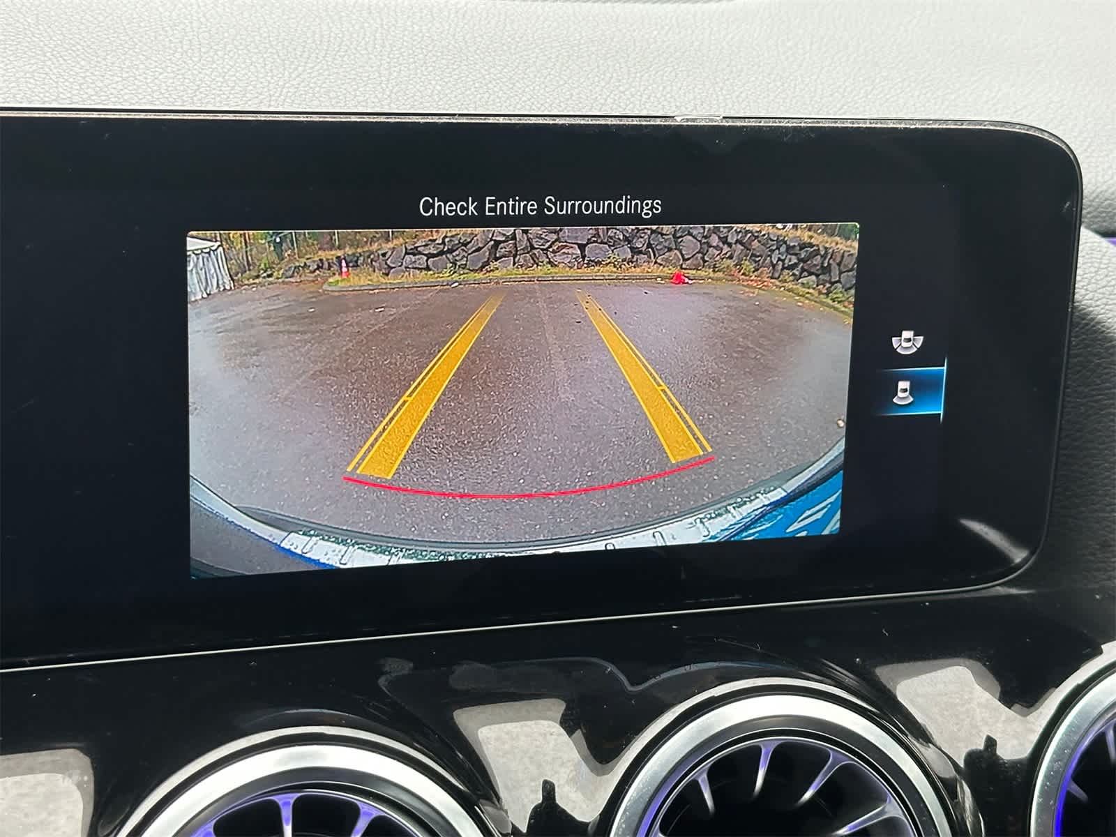 Thumbnail: 2022 Mercedes-Benz GLA - 18