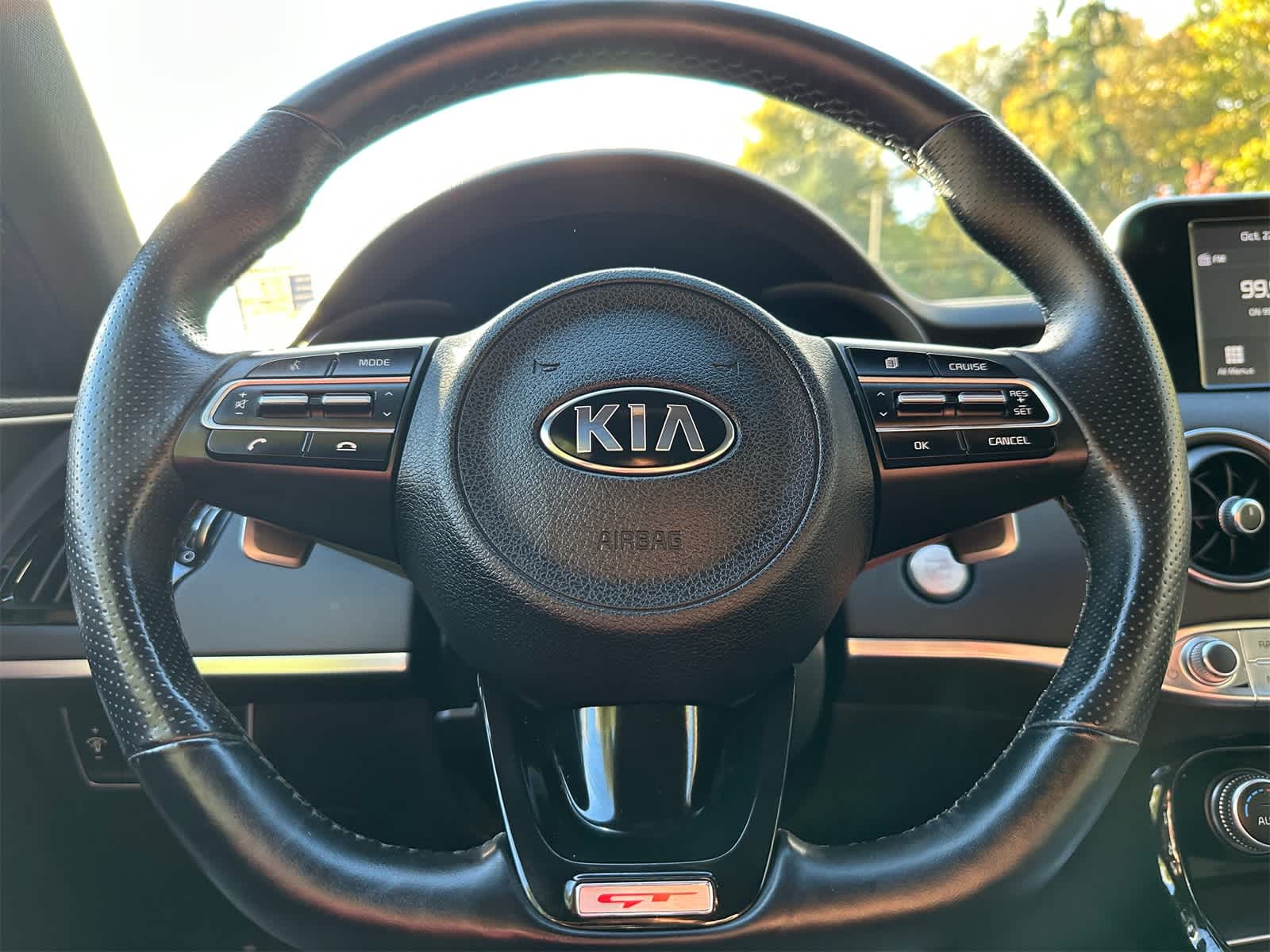 Thumbnail: 2018 Kia Stinger - 15