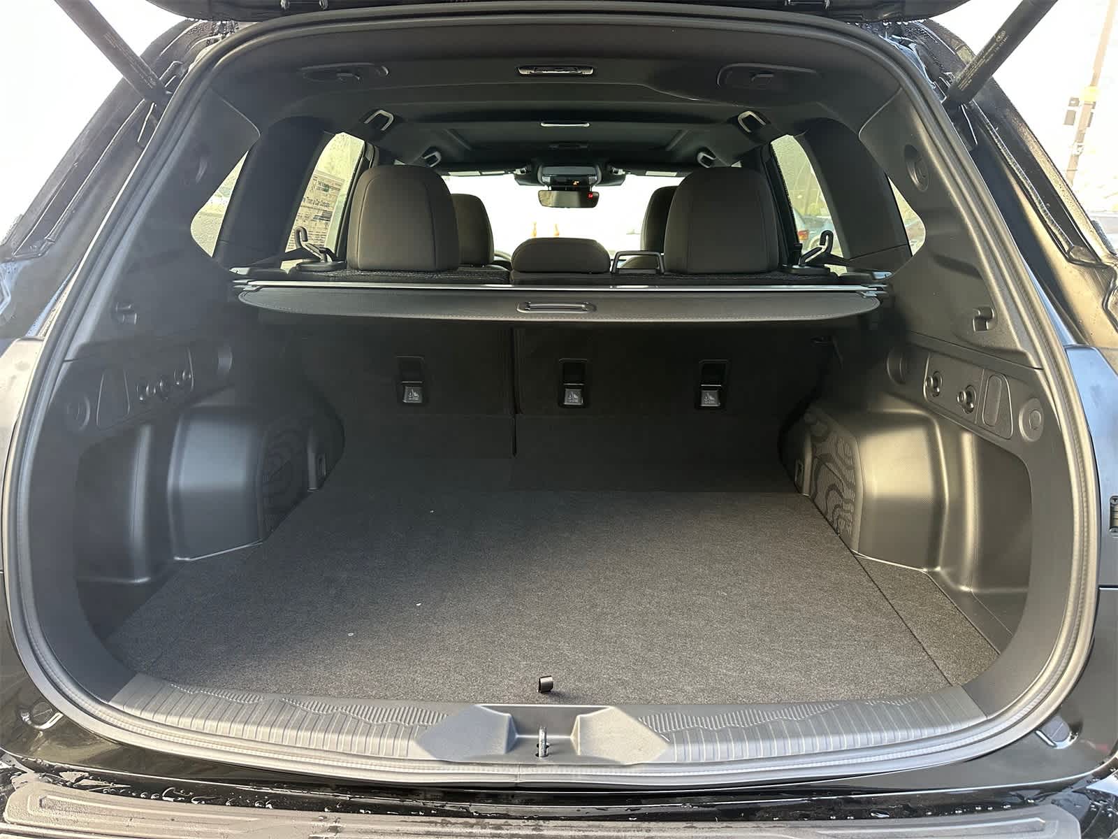 Thumbnail: 2026 Subaru Forester - 25