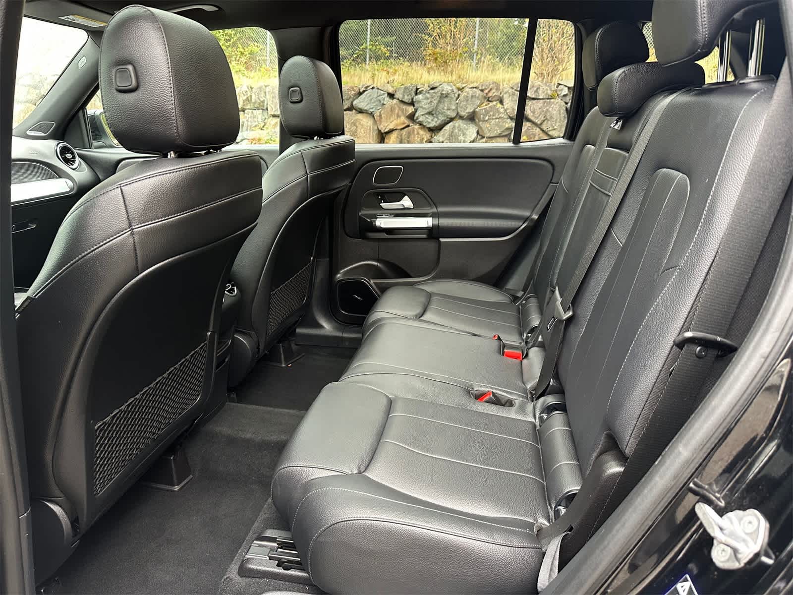 Thumbnail: 2020 Mercedes-Benz GLB - 11