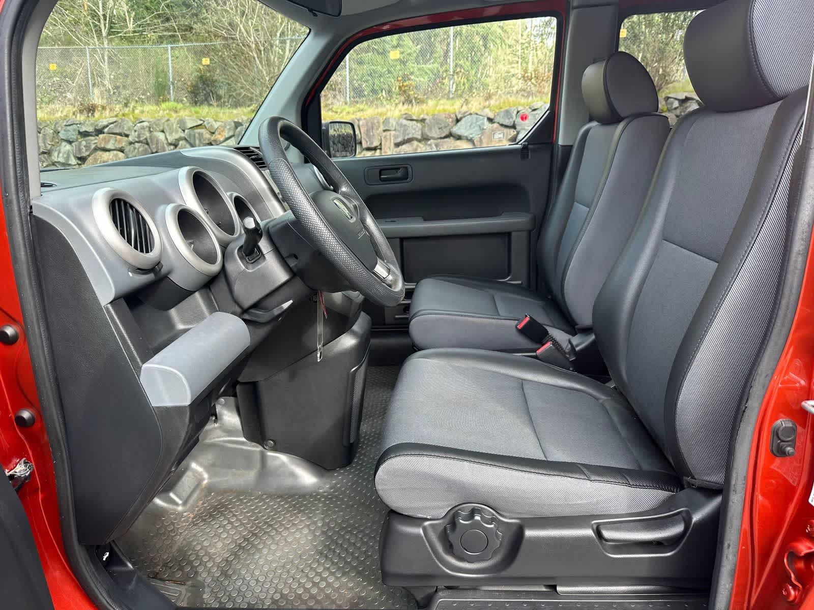 Thumbnail: 2003 Honda Element - 14