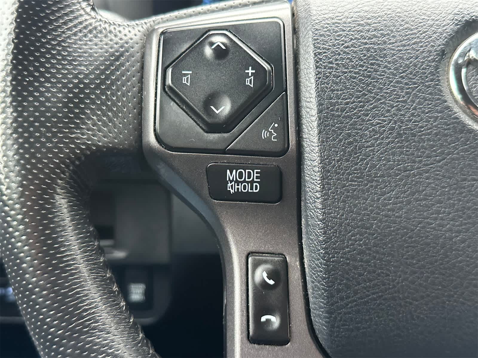 Thumbnail: 2019 Toyota Tacoma - 22