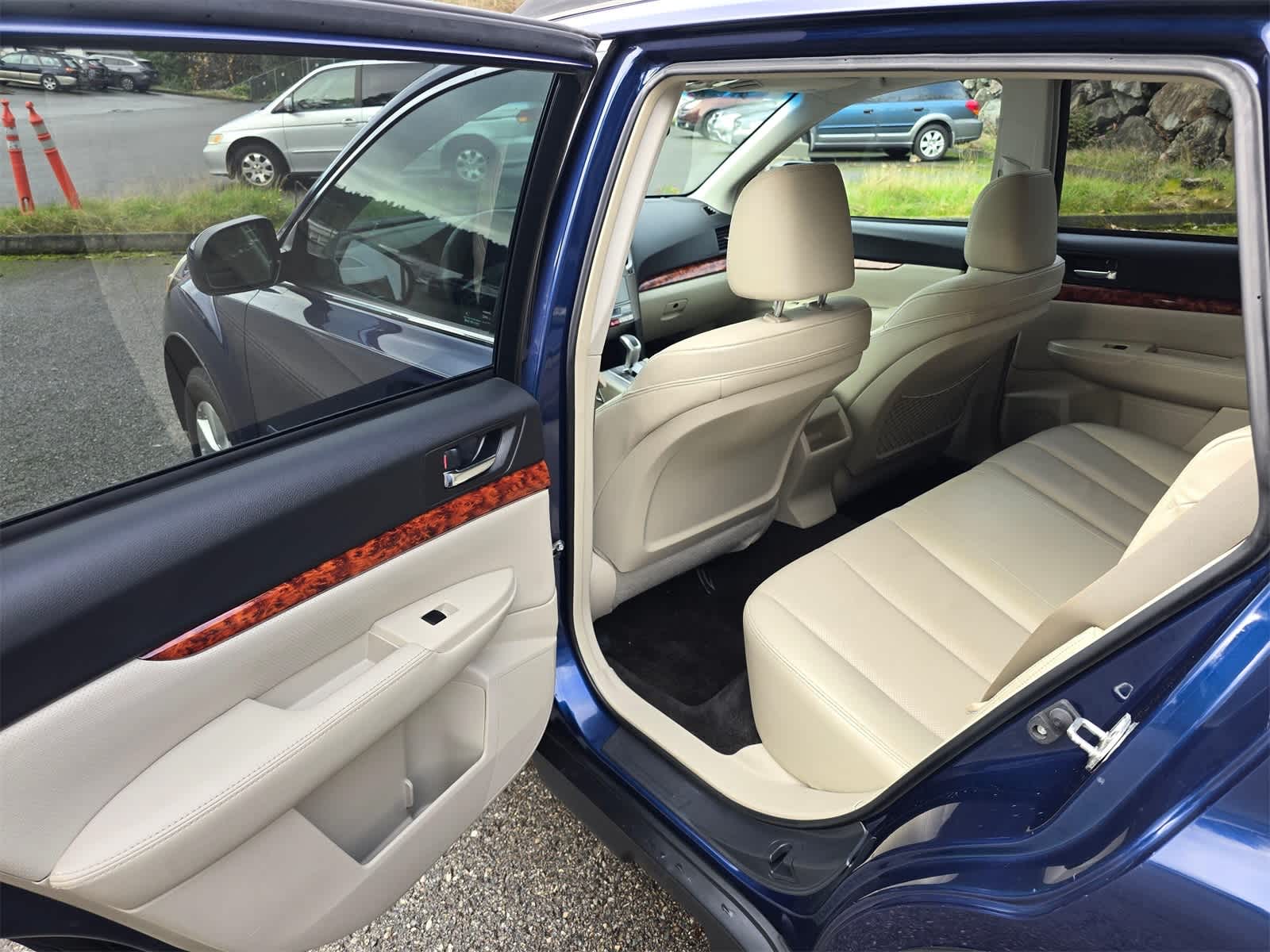 Thumbnail: 2011 Subaru Outback - 25