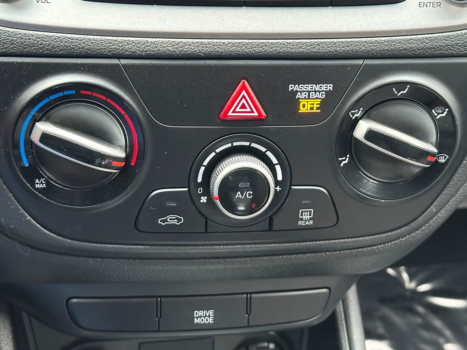 Thumbnail: 2019 Hyundai Accent - 19