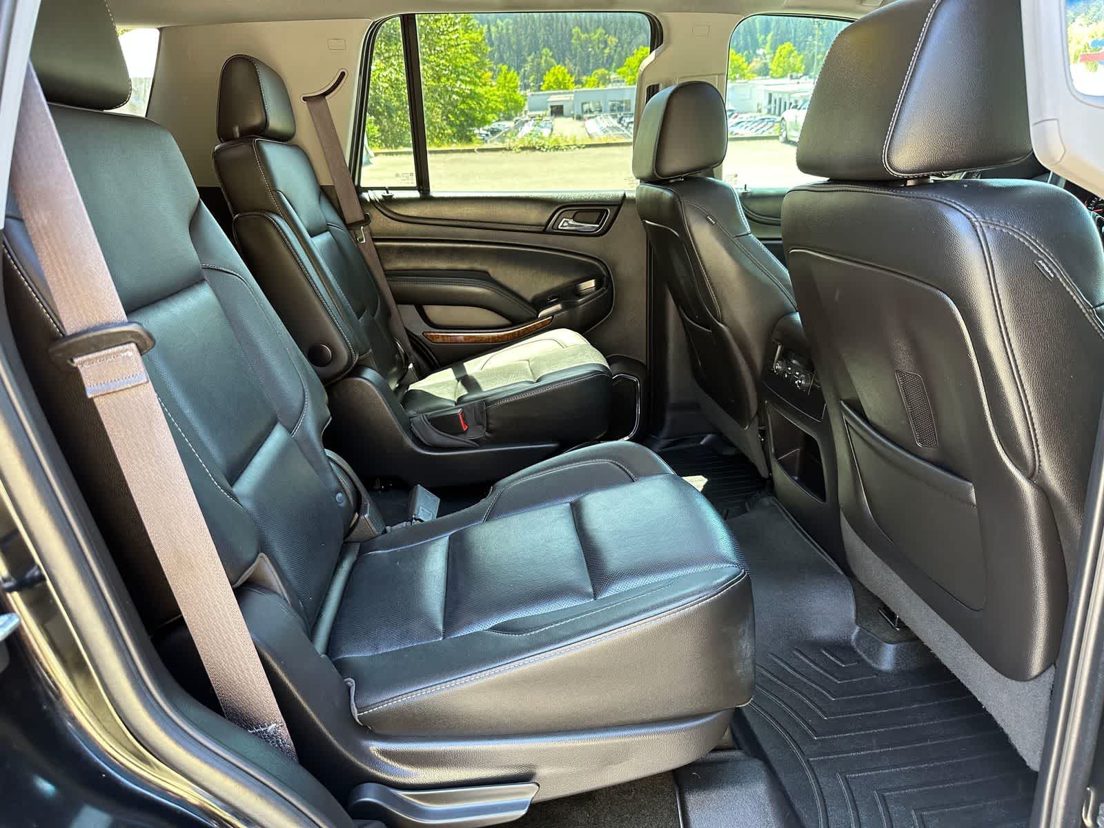 Thumbnail: 2016 Chevrolet Tahoe - 12