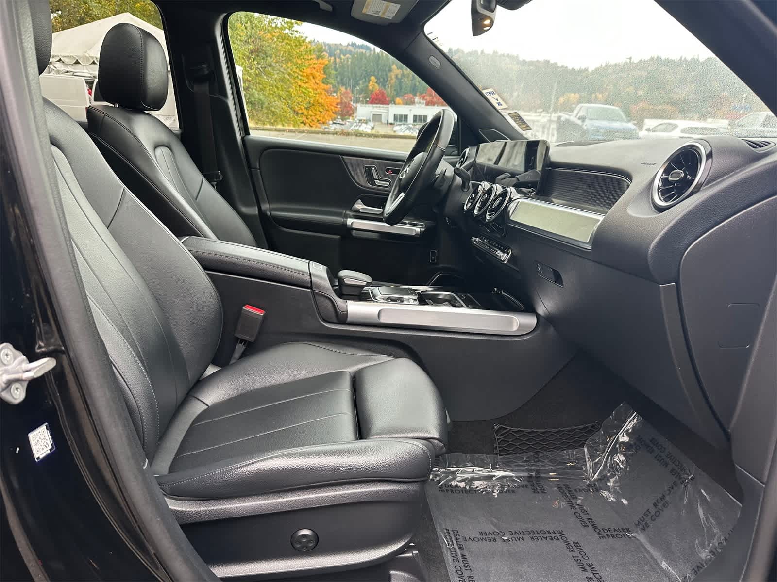 Thumbnail: 2020 Mercedes-Benz GLB - 13