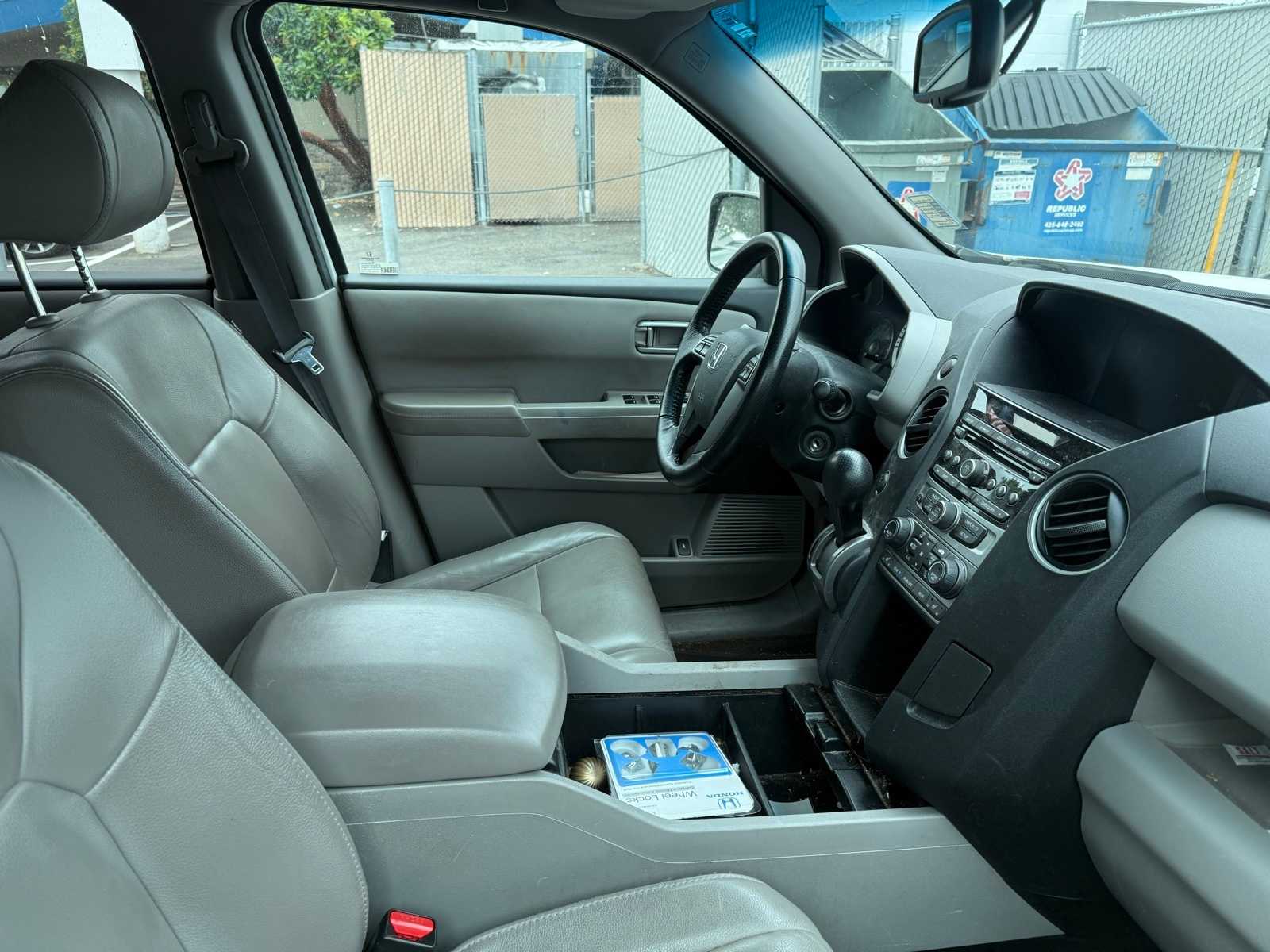 Thumbnail: 2014 Honda Pilot - 6