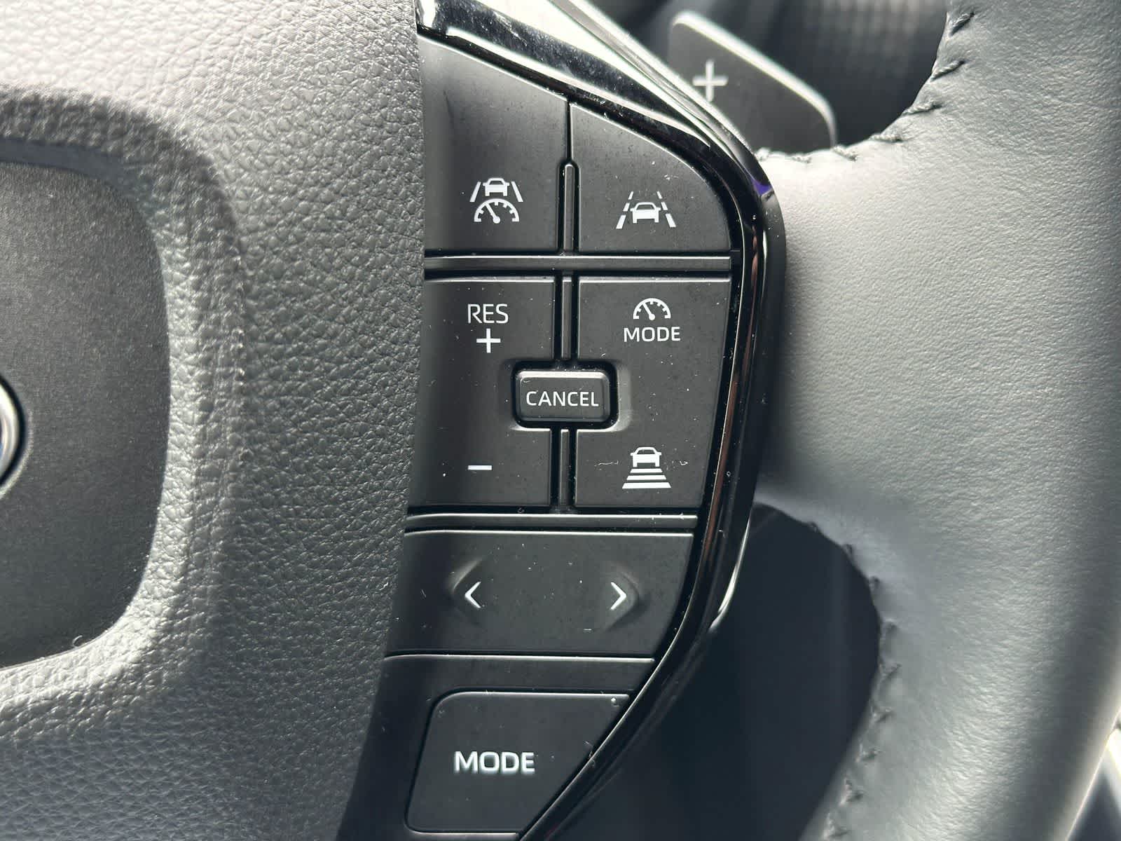 Thumbnail: 2025 Subaru Solterra - 23