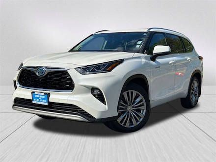 2021 Toyota Highlander Hybrid Platinum SUV