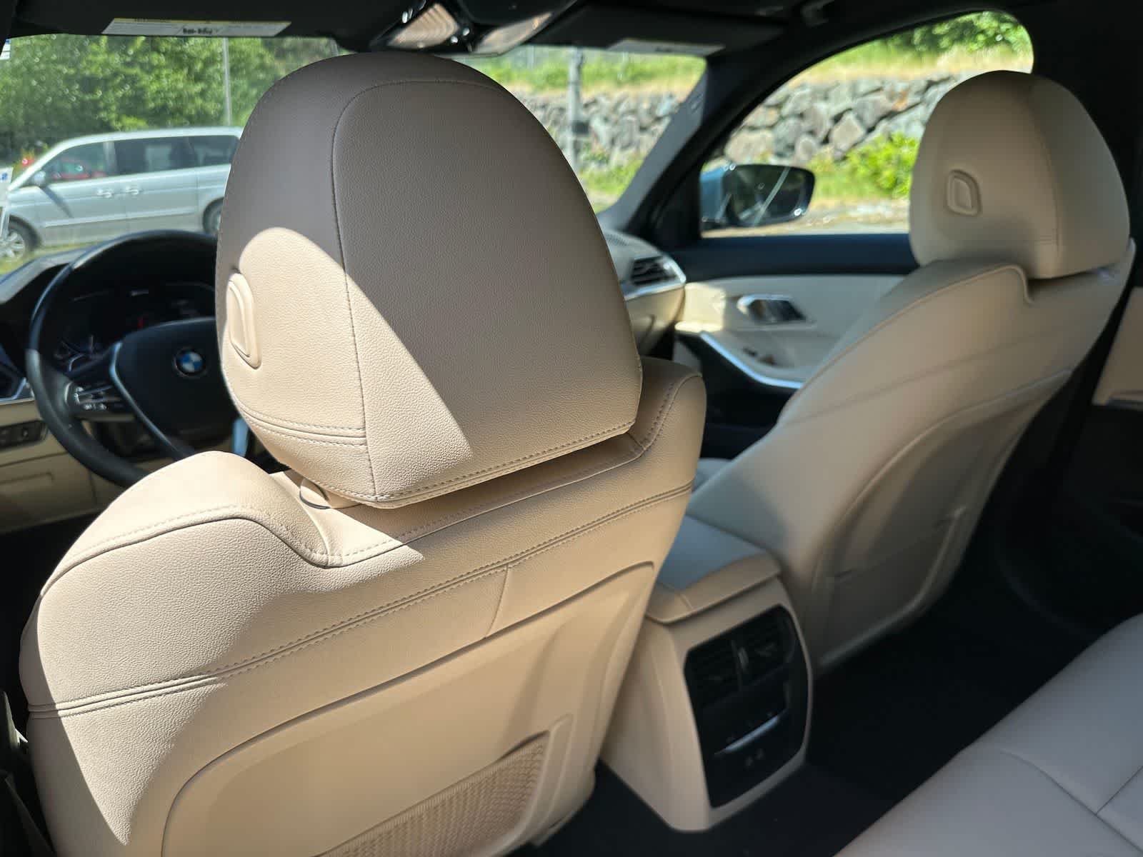 Thumbnail: 2021 BMW 3 Series - 10