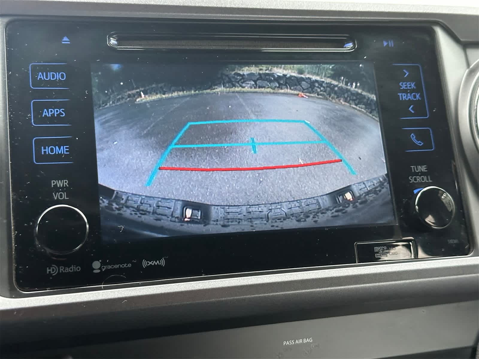 Thumbnail: 2019 Toyota Tacoma - 17