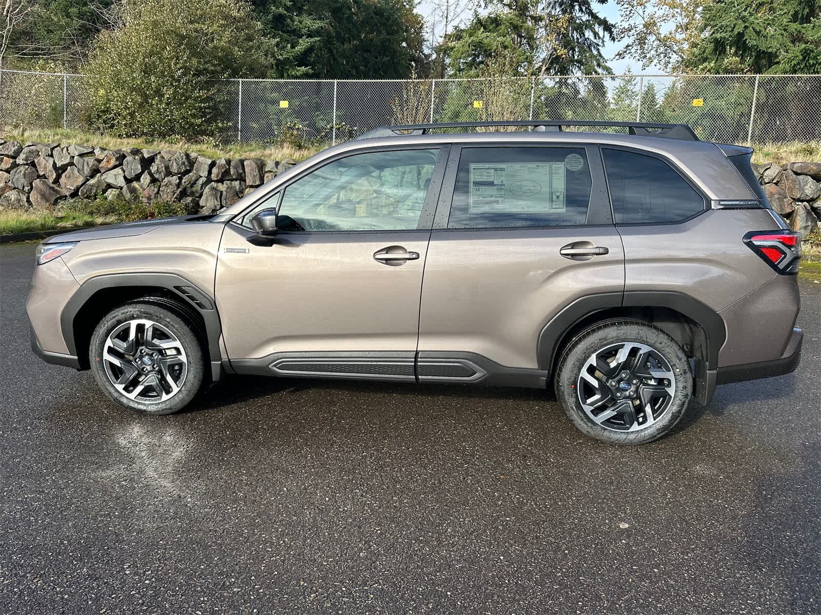 2025 Subaru Forester Limited photo 2