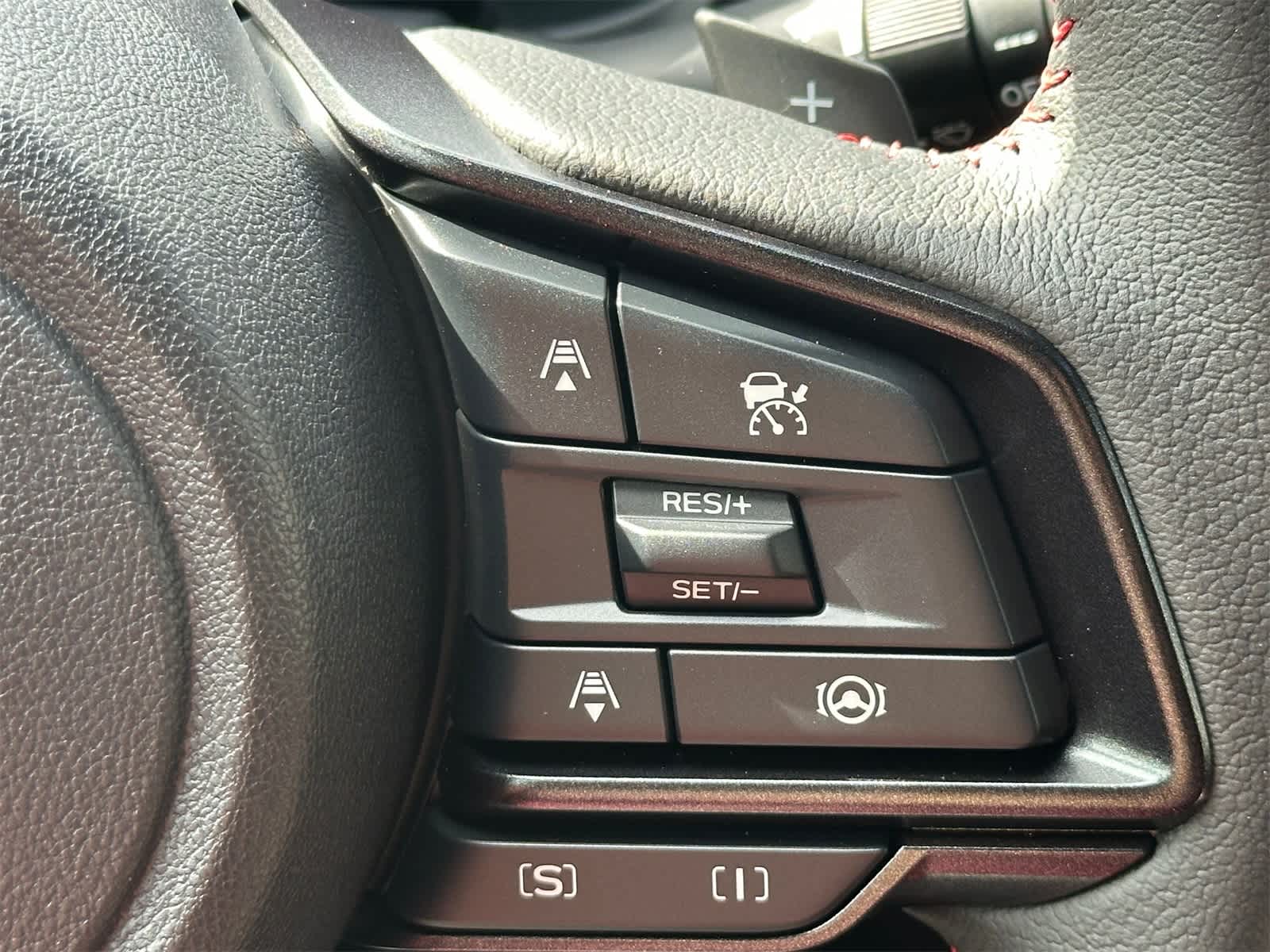 Thumbnail: 2025 Subaru Impreza - 25