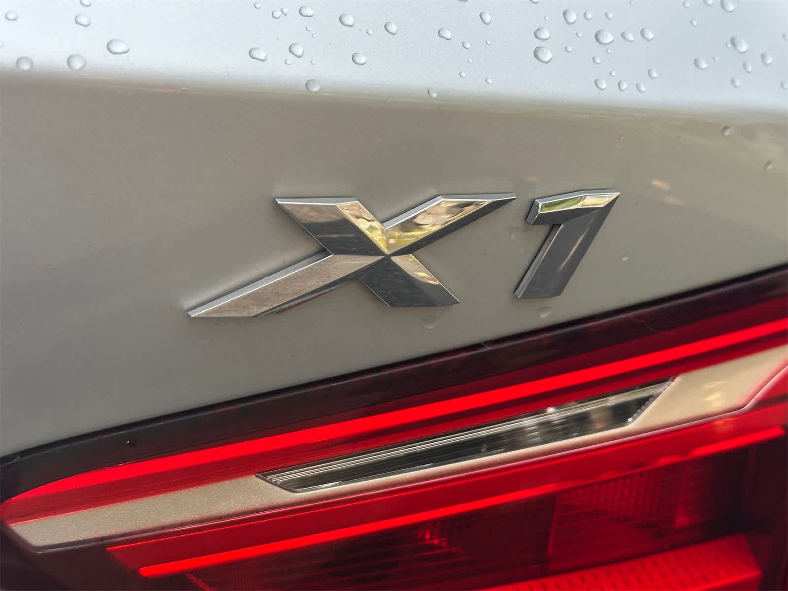 Thumbnail: 2017 BMW X1 - 6