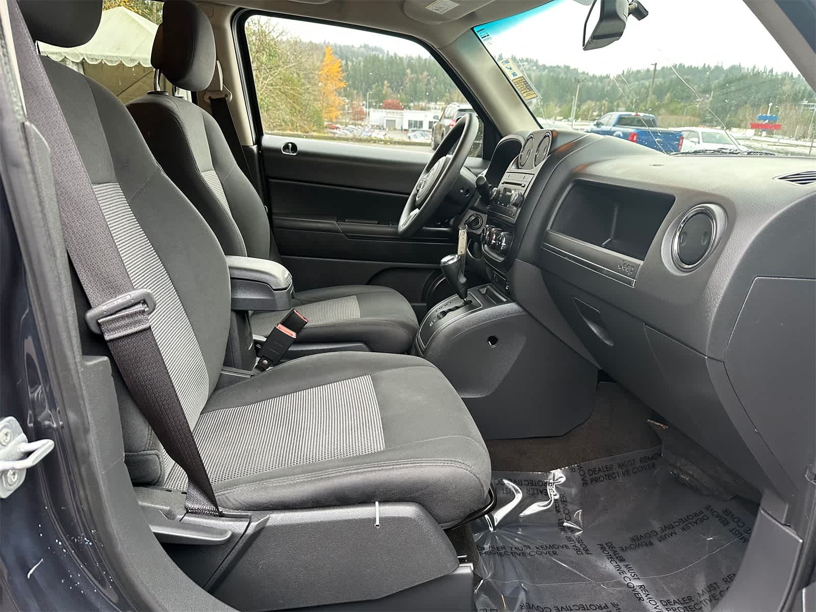 Thumbnail: 2014 Jeep Patriot - 13