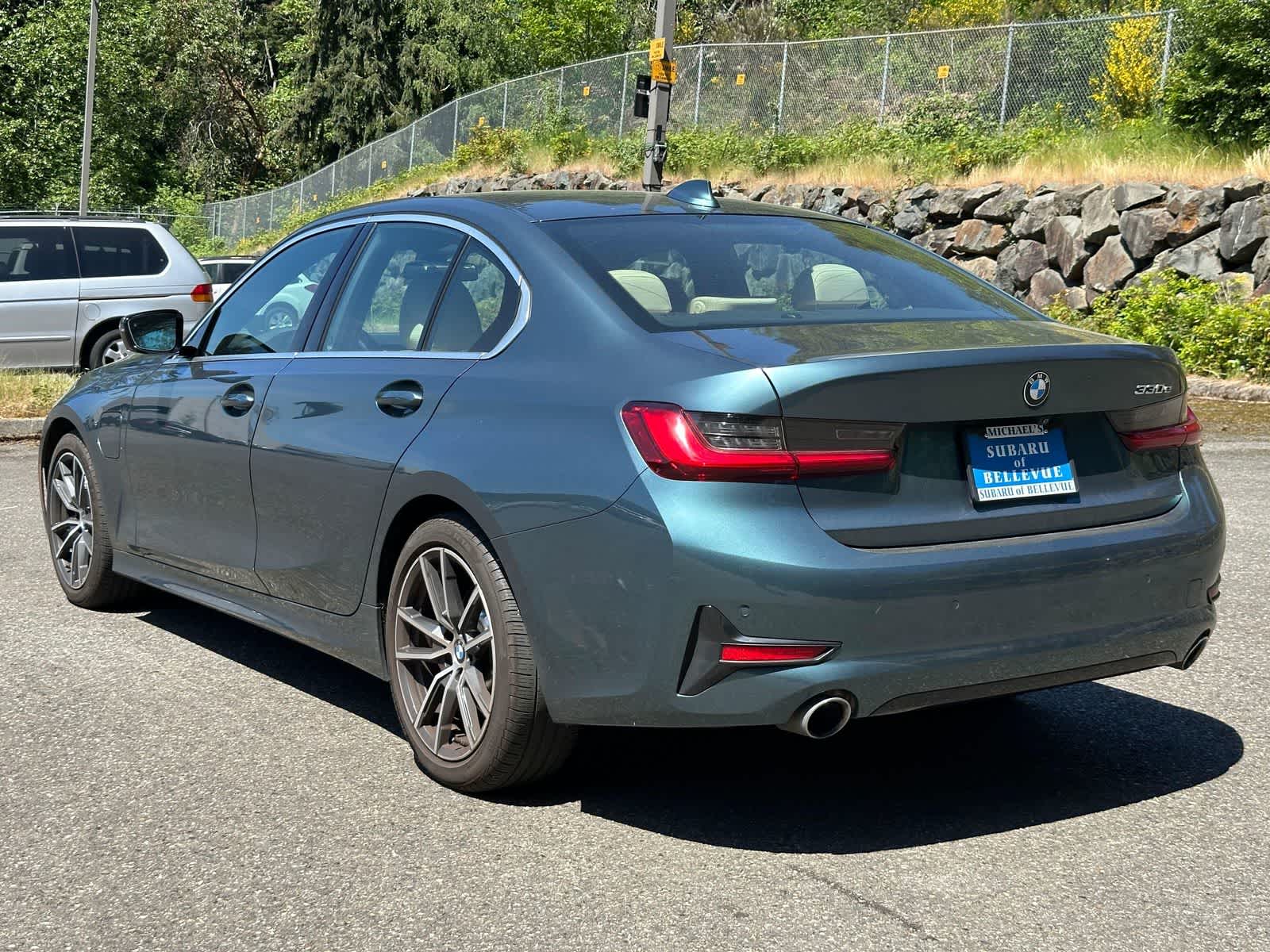 Thumbnail: 2021 BMW 3 Series - 3