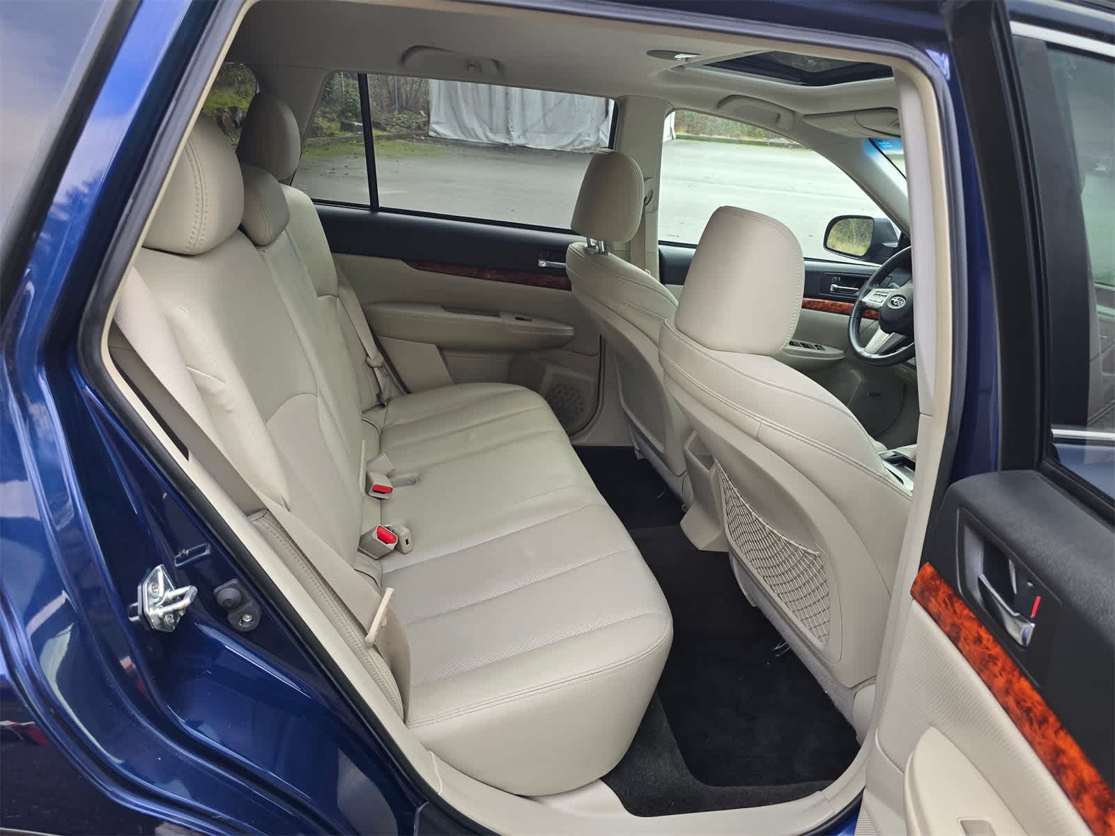 Thumbnail: 2011 Subaru Outback - 25